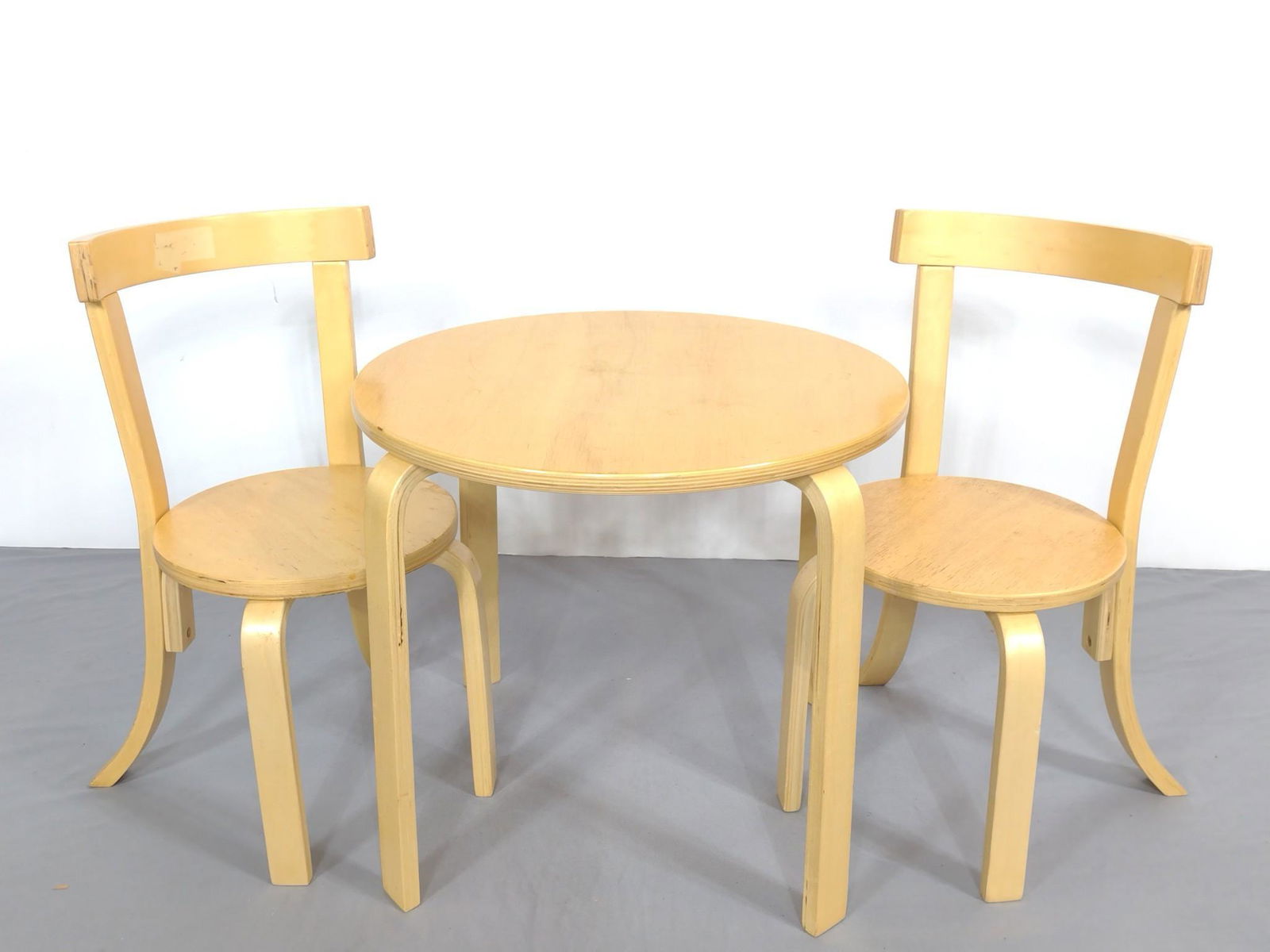 3 Pc Child's Table & Chair Set (1 of 7)