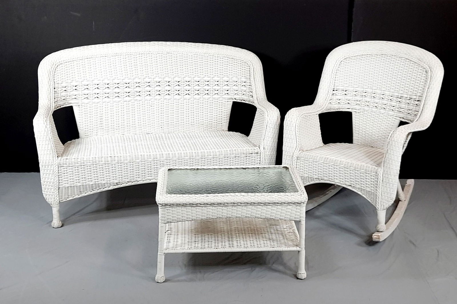 3 Pc Outdoor Set incl Rocking Chair (1 of 4)