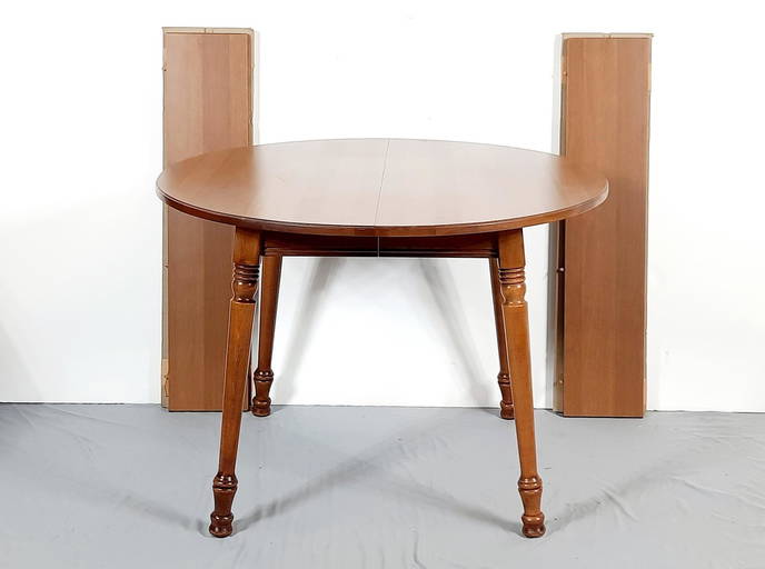 Tell City Chair Co Dining Table With 2 Leaves