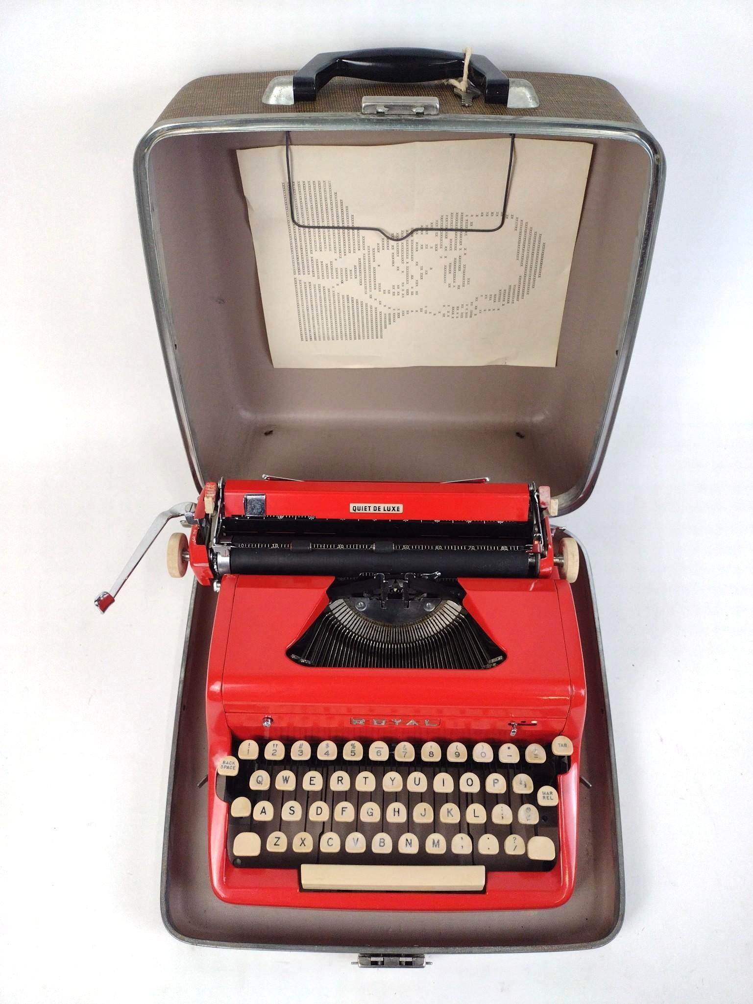 Red Royal Typewriter (1 of 6)
