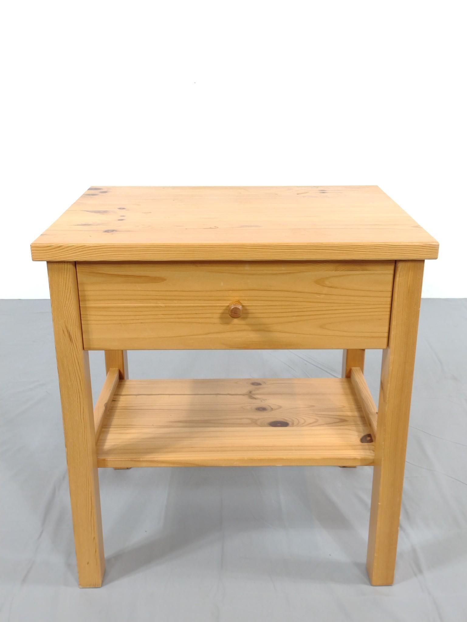 Pine Night Stand: 19" wide X 14" deep X 20-1/2" high. No manufactures name found. MG.