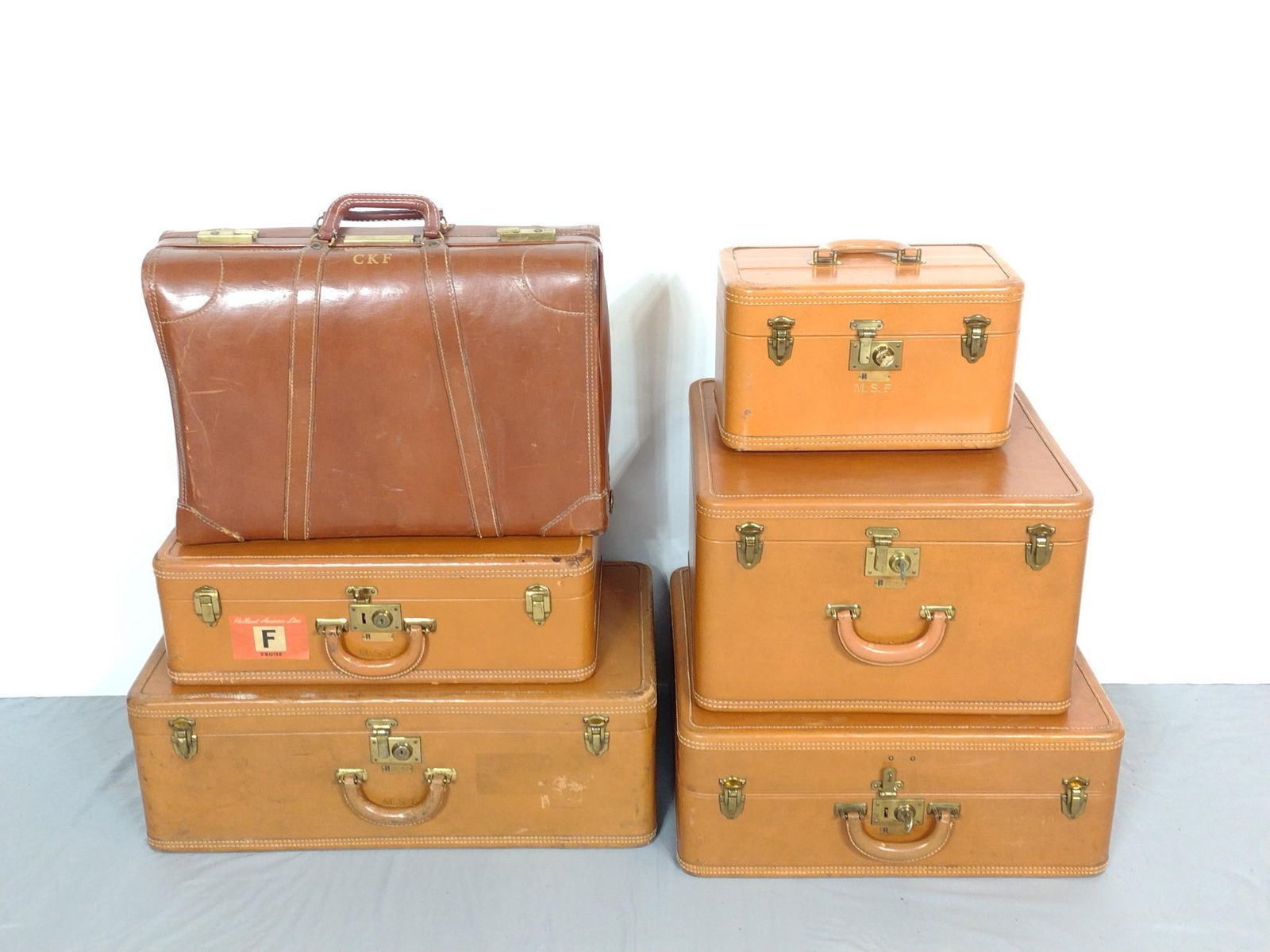 Vintage gucci luggage set 5 piece hotsell