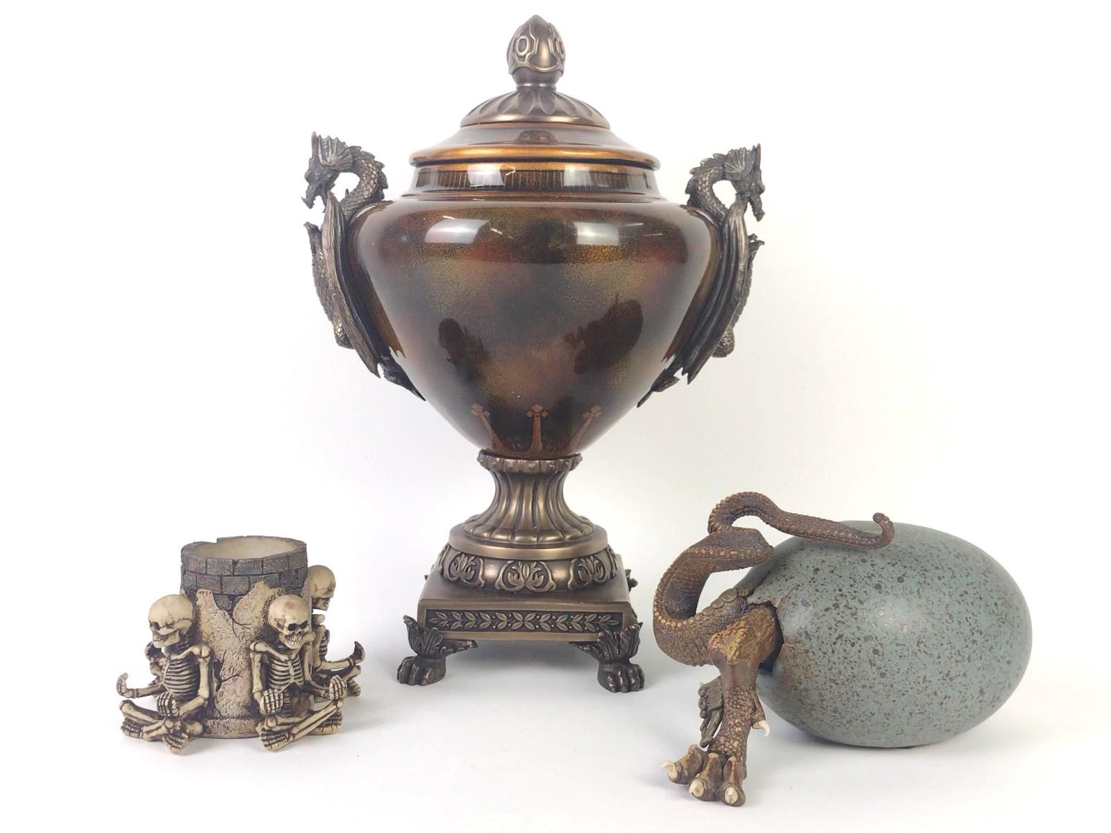 3 Dragon & Skeleton Novelty Articles Incl Egg Hatching Dragon (1 of 10)