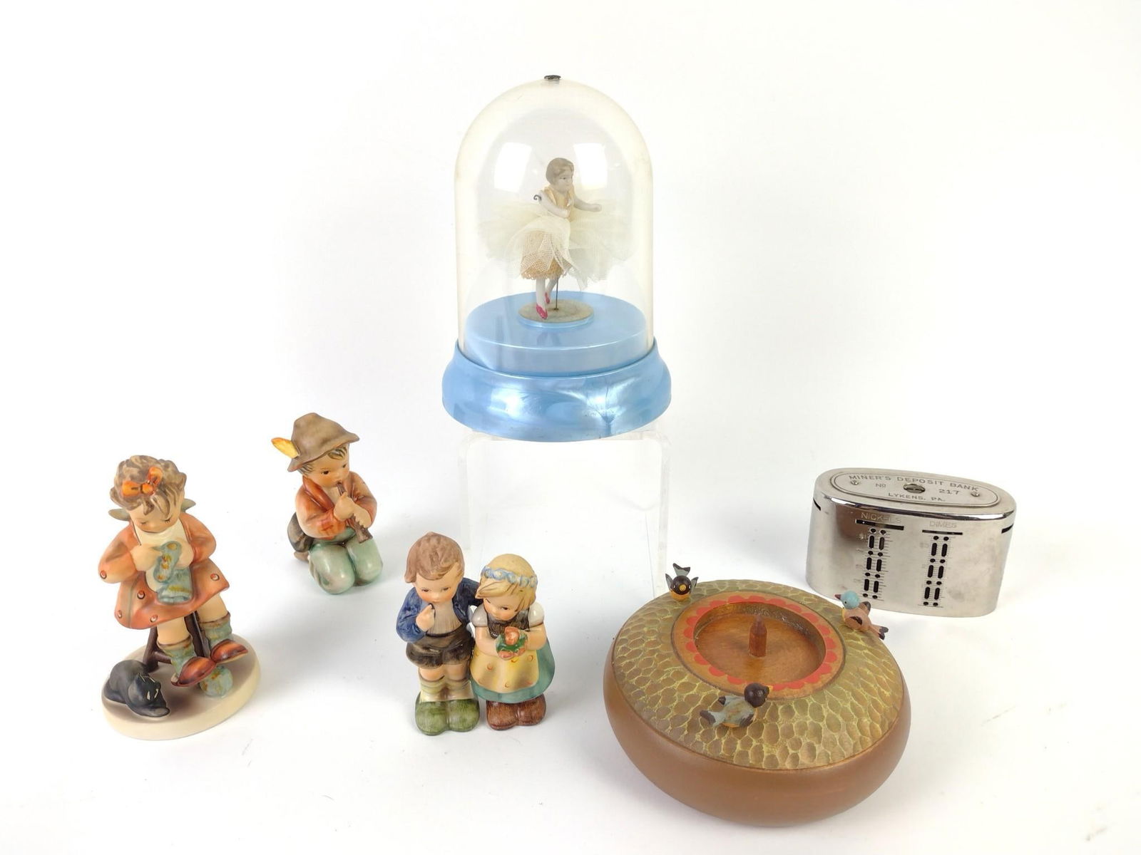 6 Collectibles Incl Hummels (1 of 10)