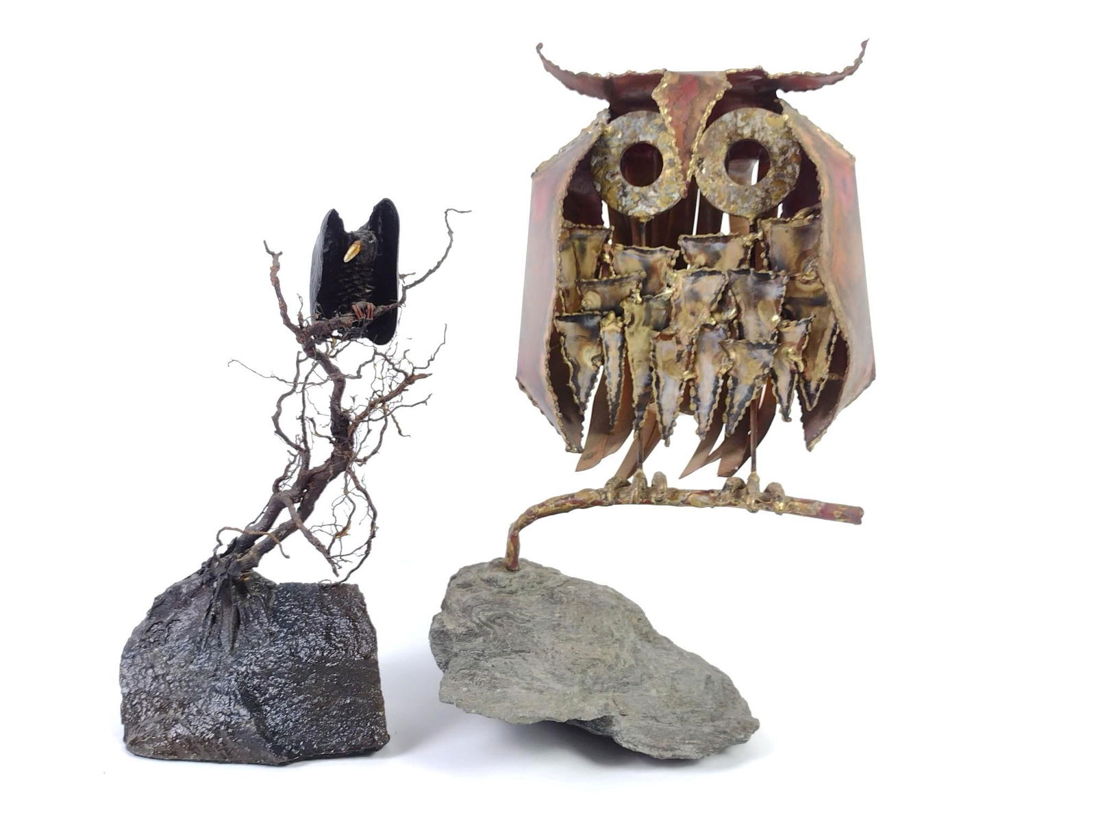 2 Bird Sculptures Mounted on Stone (1 of 7)