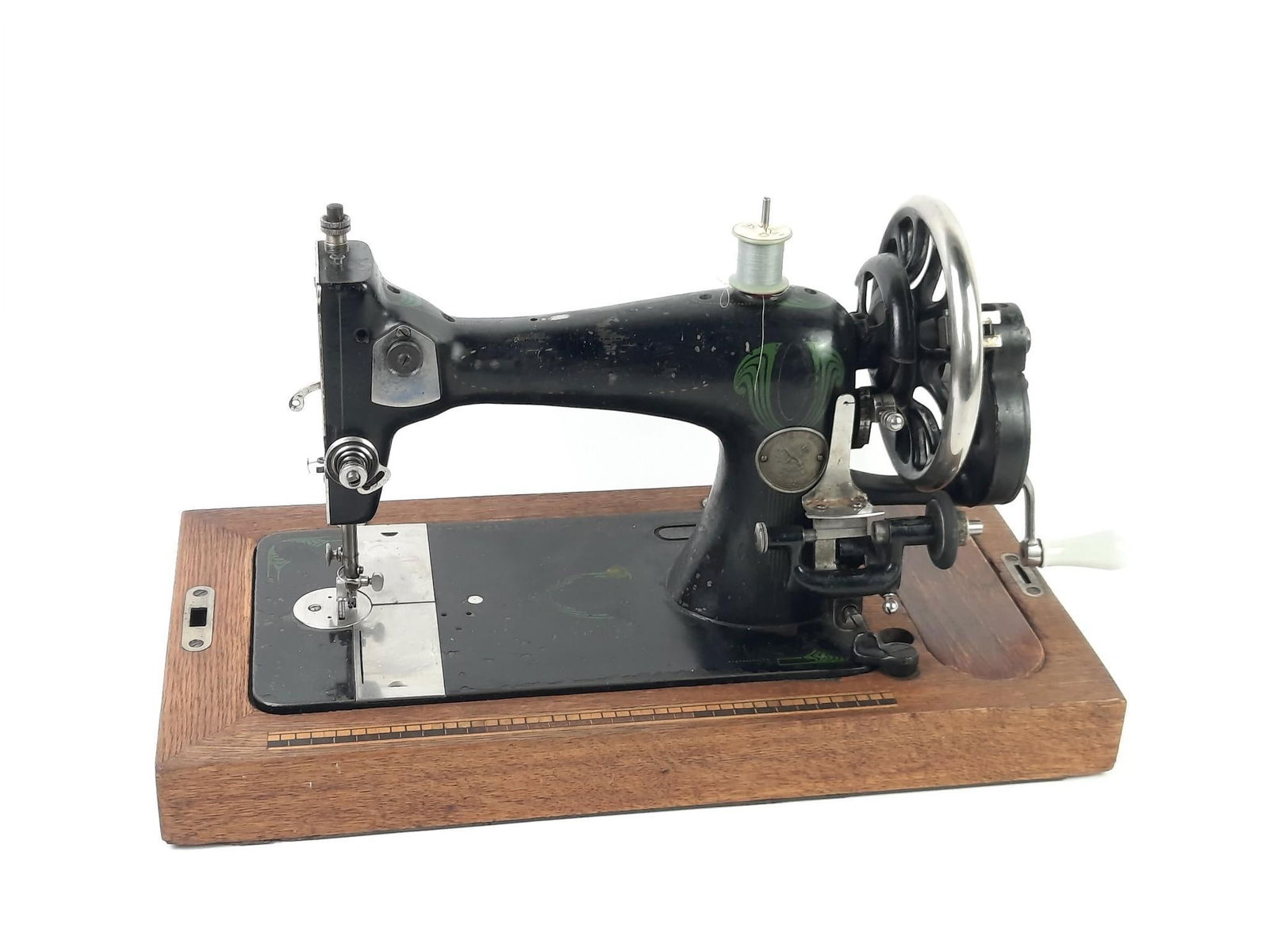 Clemens Muller Dresden Sewing Machine (1 of 6)