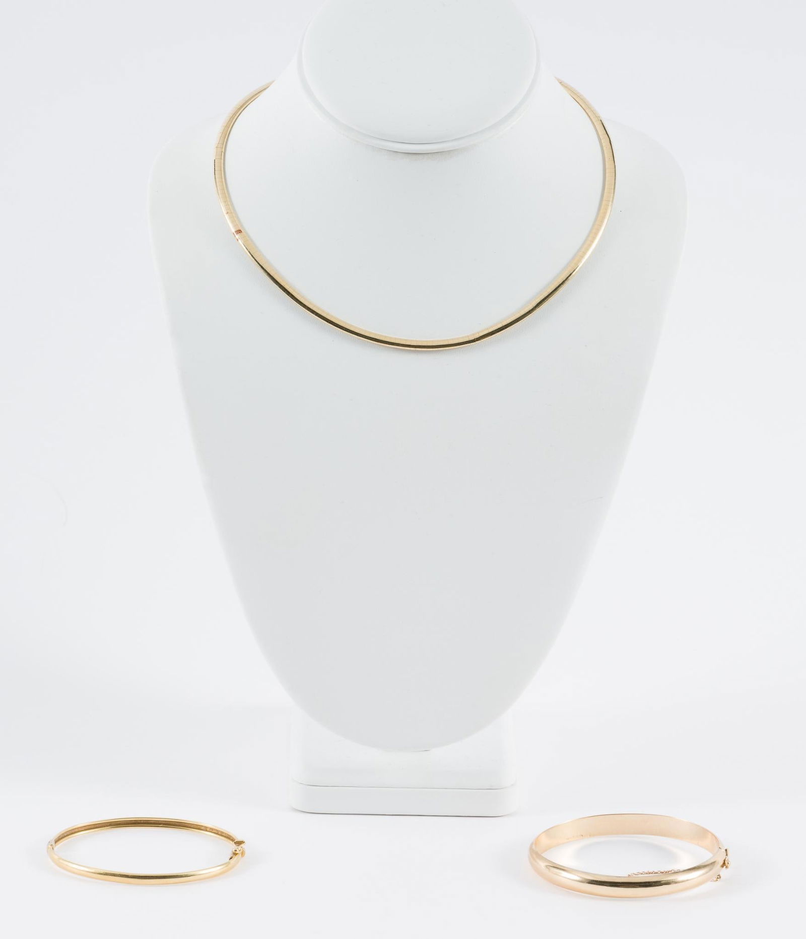 14k & 18k Gold Bangles And Necklace (1 of 10)
