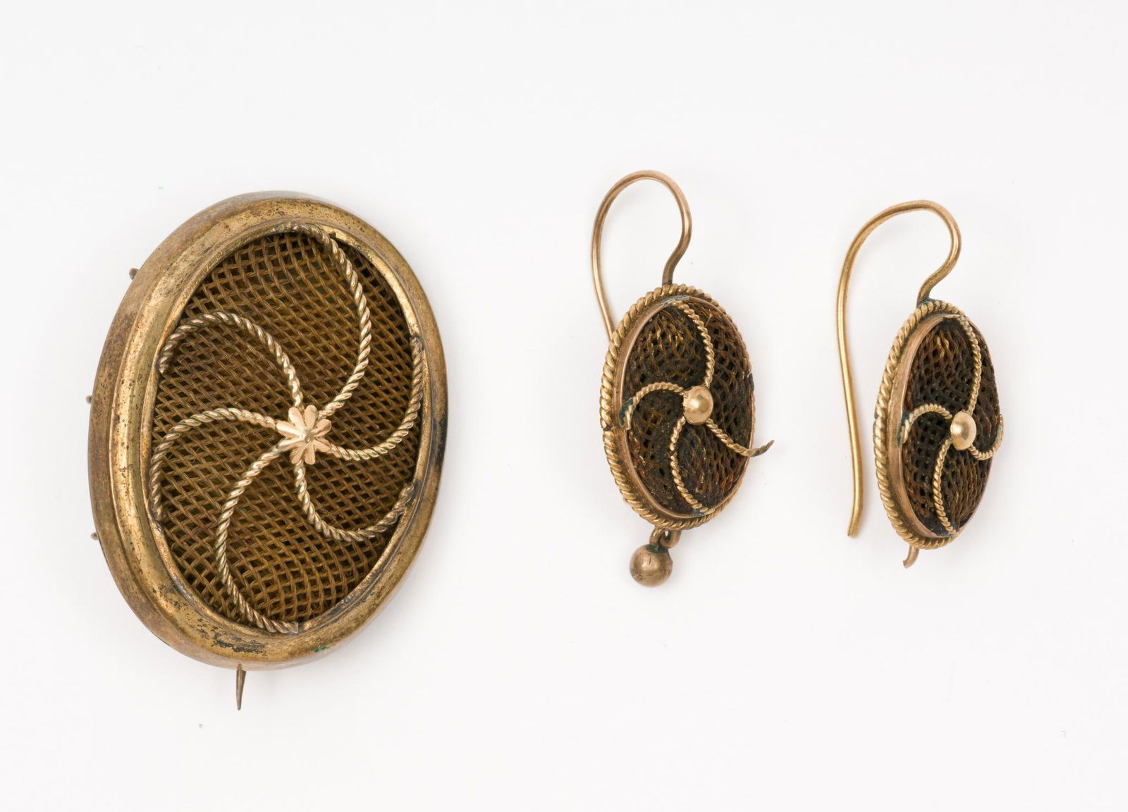Victorian 10k Mourning Hair Brooch & Earrings (1 of 2)