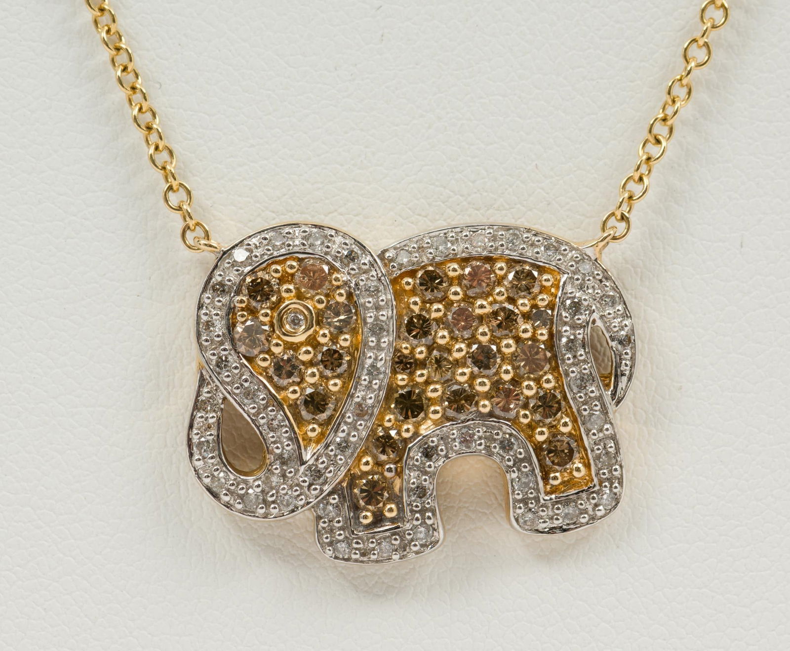 14K Gold Diamond Elephant Pendant Necklace (1 of 4)