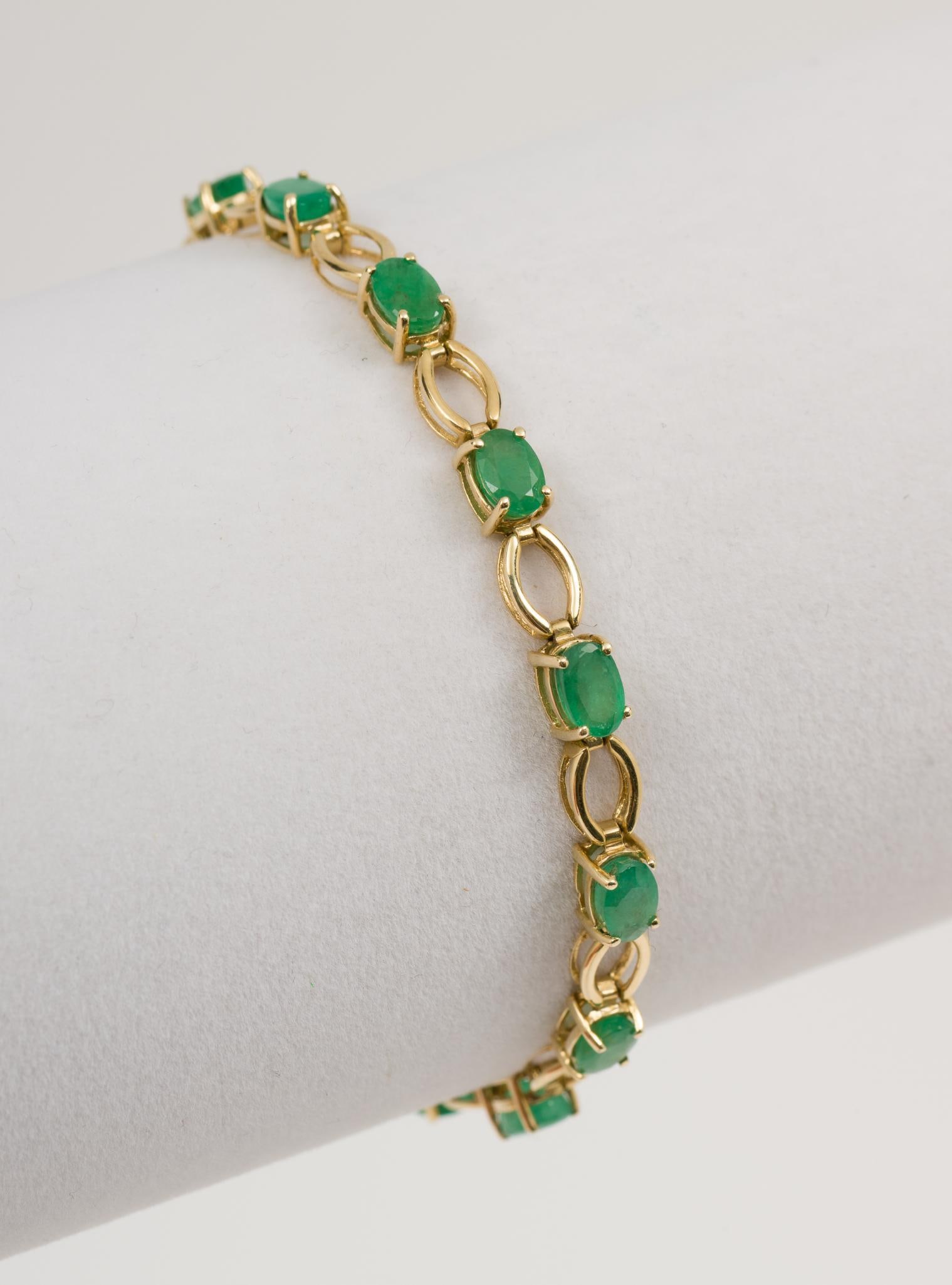 14K Gold Emerald Bracelet (1 of 6)