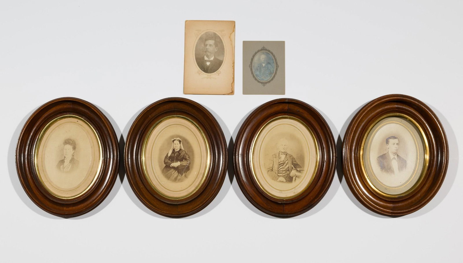 4 Framed Robinette Family Portraits & 2 Unframed Robinette Family Portraits: DESCRIPTION: Includes four oval wood frame family portraits and two unframed portraits. One unframed portrait marked "Geo. Robnette". All family portraits of the Robinette family. Other Robinette fami