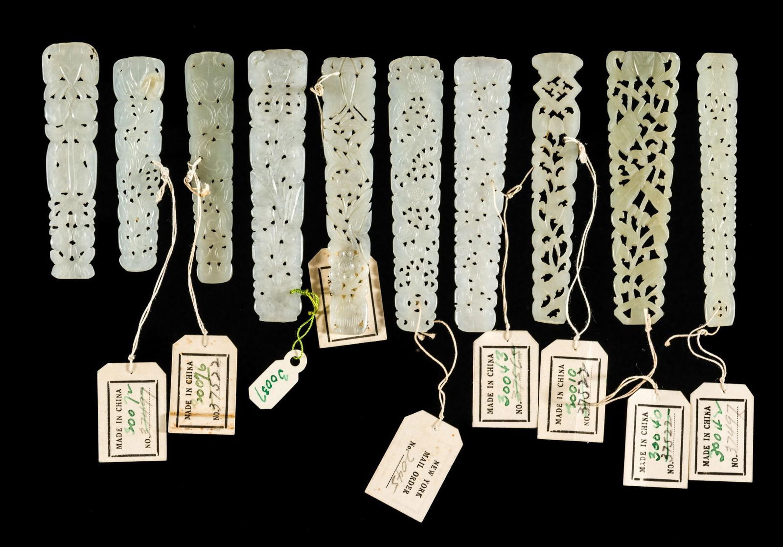 10 Qing Dynasty (1636-1912) Carved Celadon Jade Hair Decorations (1 of 13)