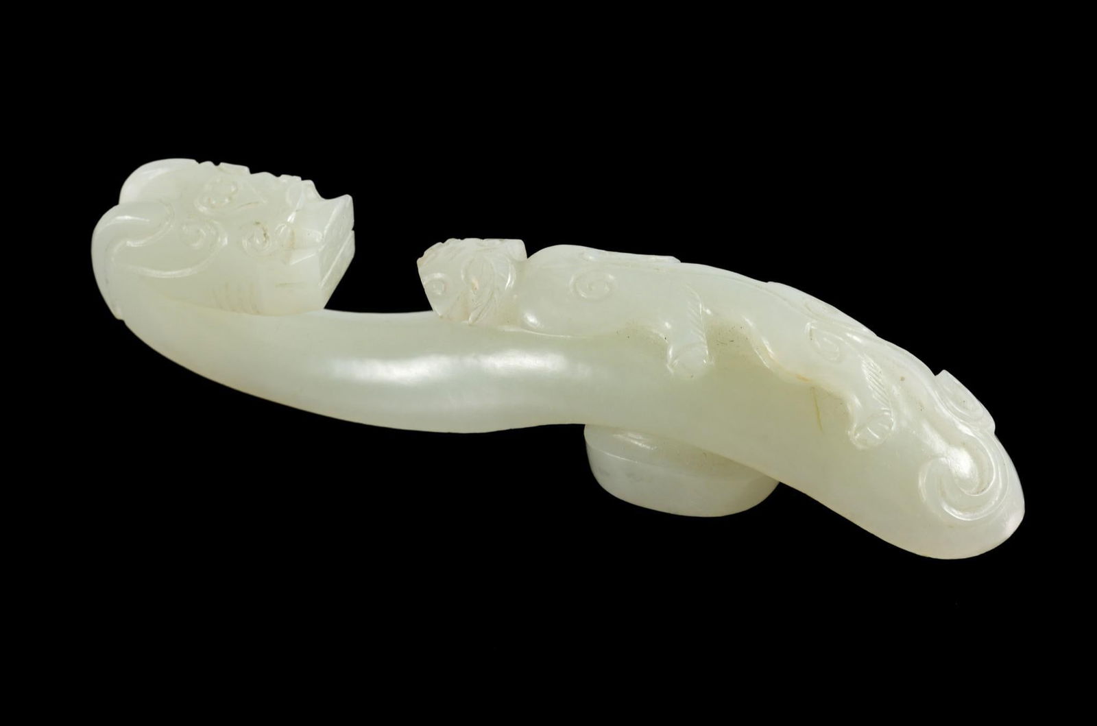 Qing Dynasty (1636-1912) Celadon White Jade Belt Hook (1 of 6)
