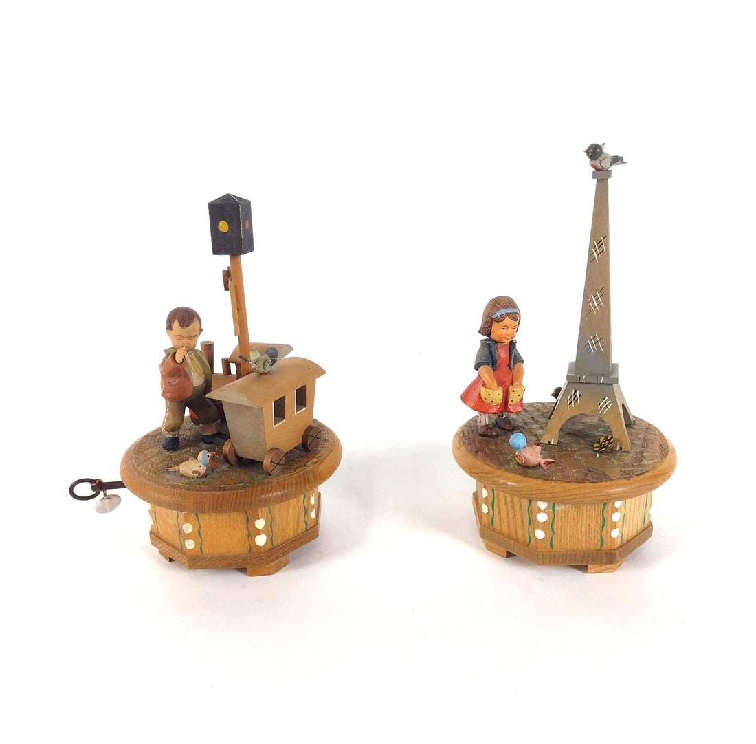 2 Thorens Music Boxes (1 of 6)