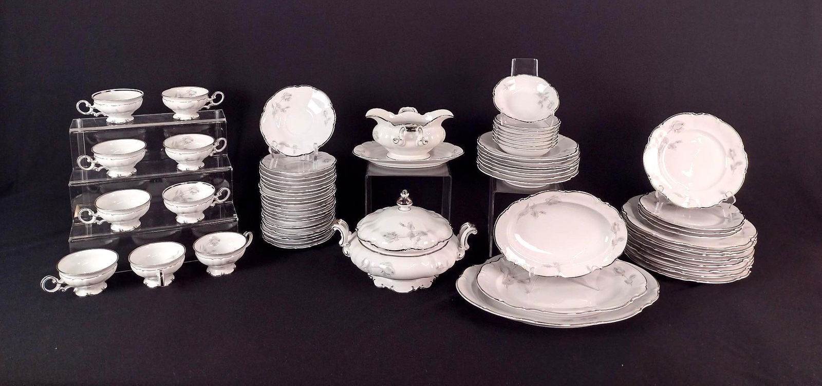 54 Pcs Hutchenruther "Sylvia" Dinnerware (1 of 2)
