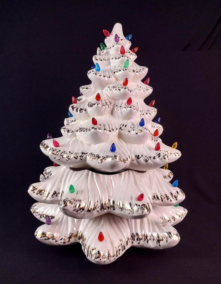 3 Section Ceramic Christmas Tree: Overall 26" high. Minor finish losses. No star. LR / BA