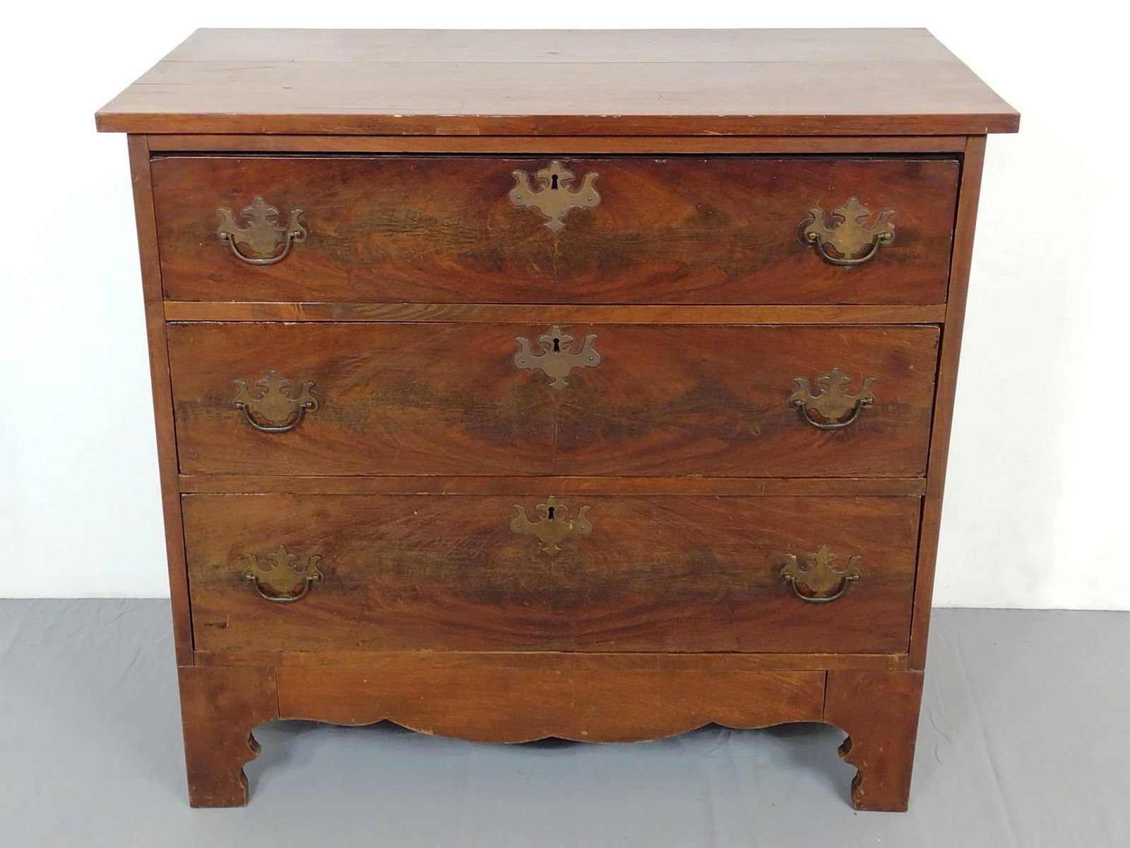 Antique Three Drawer Chest (1 of 7)