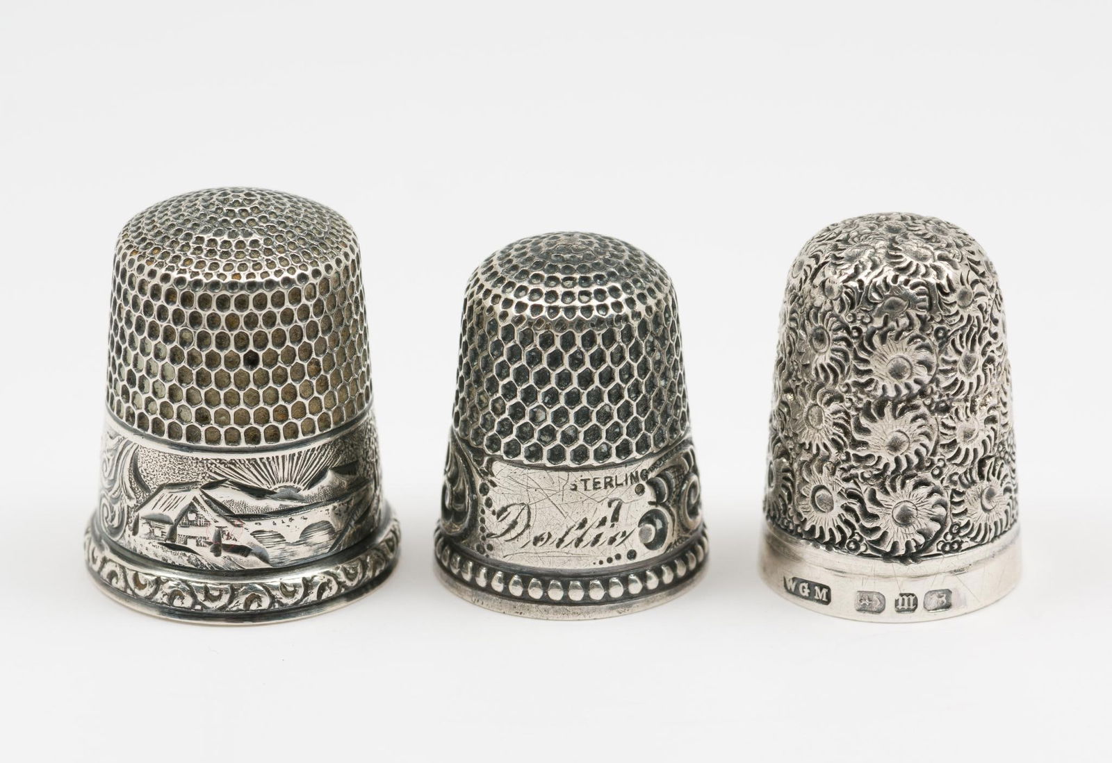 3 Antique Decorative Sterling Thimbles Incl. English (1 of 4)