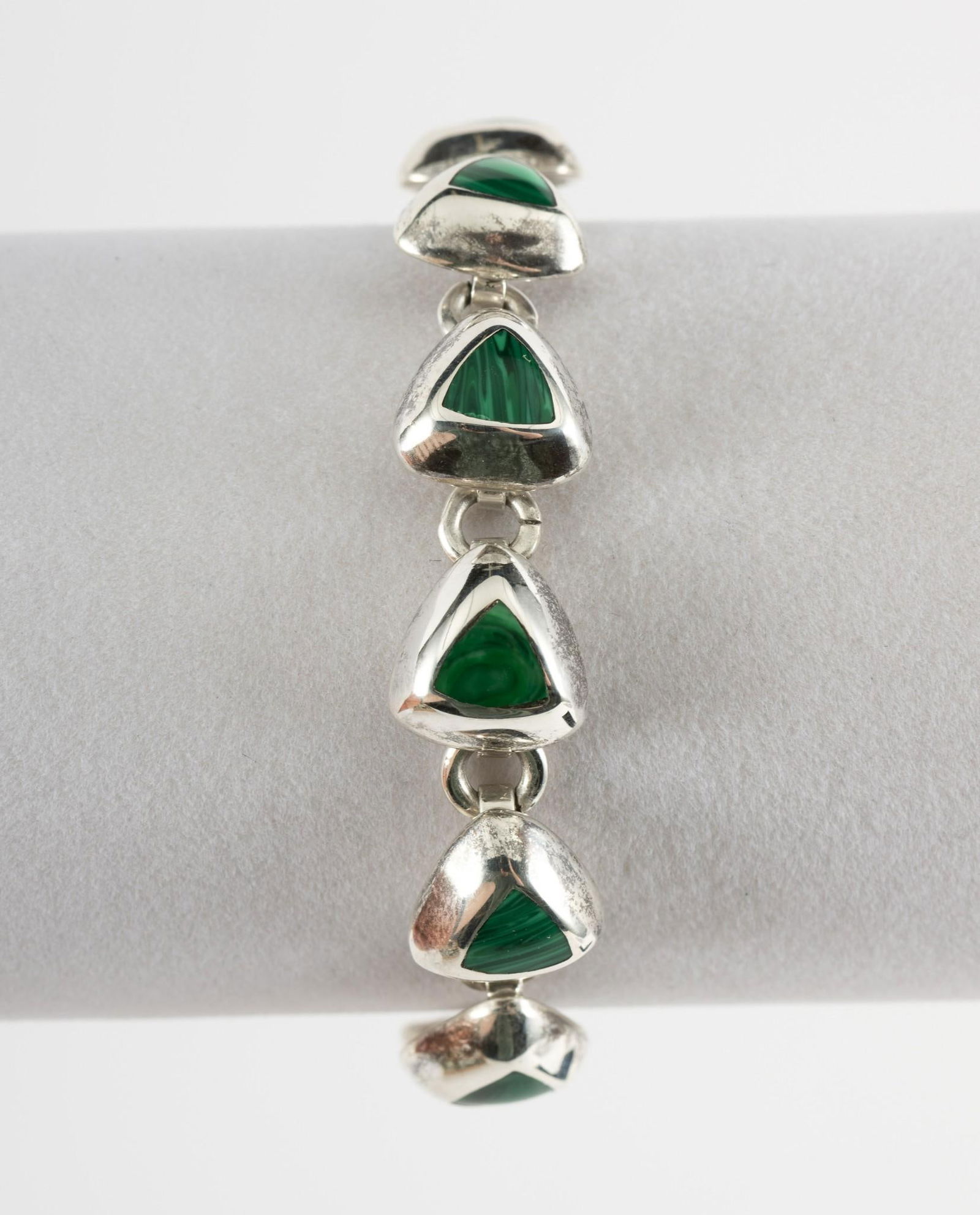 Mexican Sterling & Malachite Bracelet: 6-1/2" long and 1/2" wide. Marked 925 and Mexico.0.8 ozt. AJ.