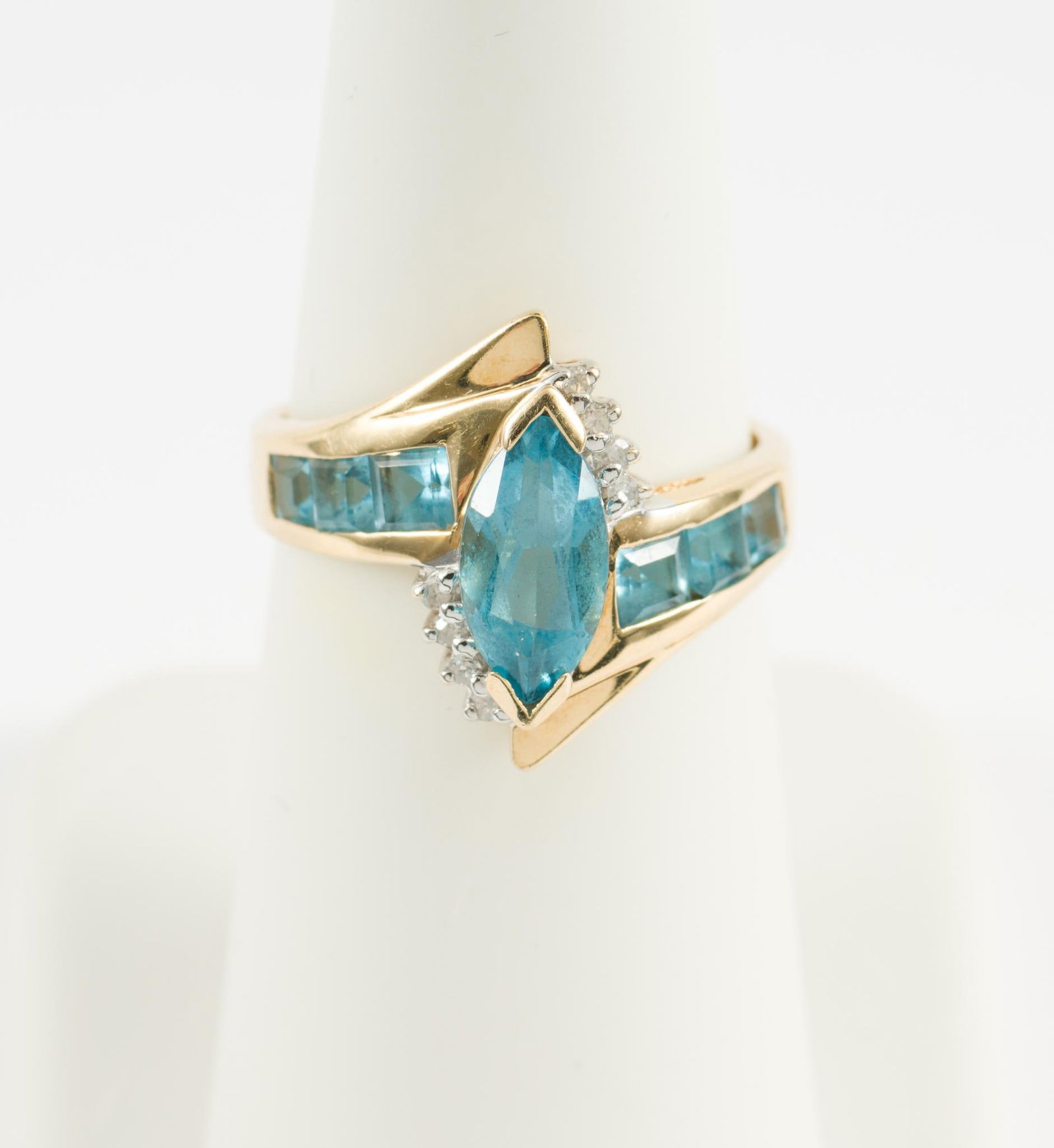 14k Gold Gemstone Ring (1 of 3)