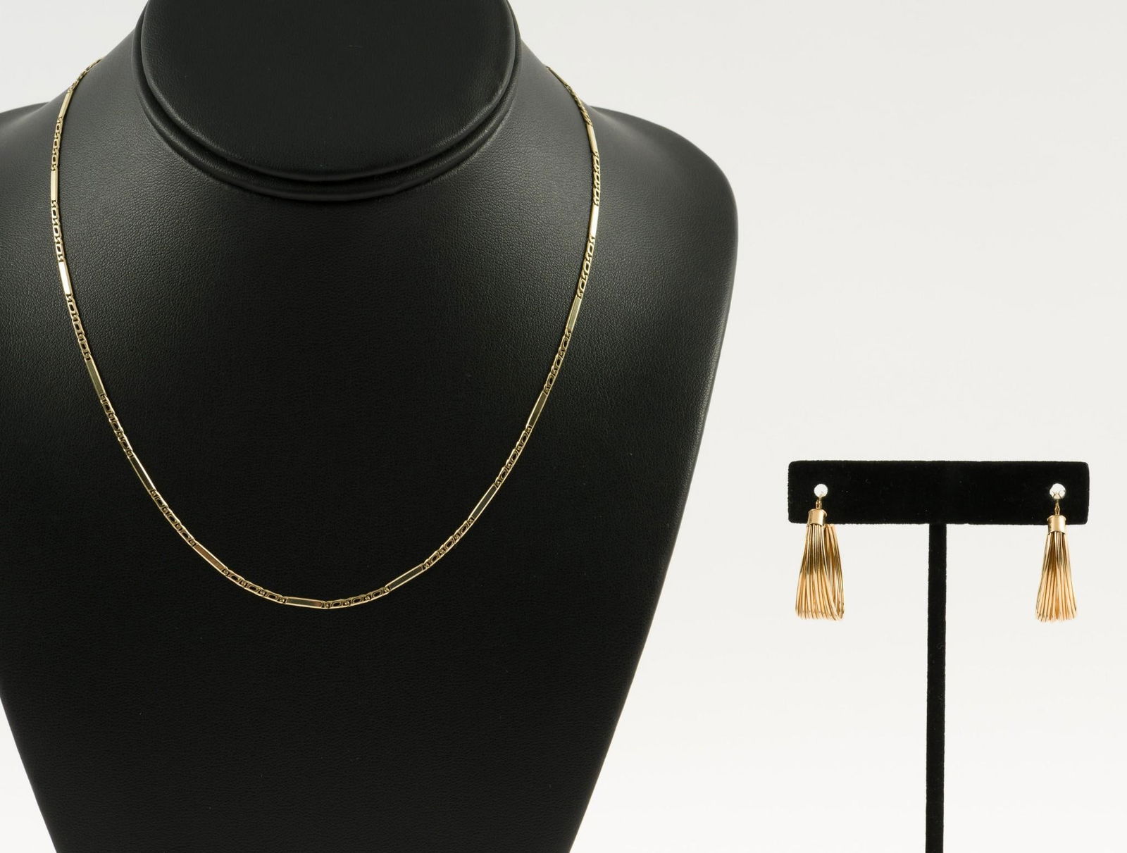 14K Gold Chain & Earrings (1 of 5)