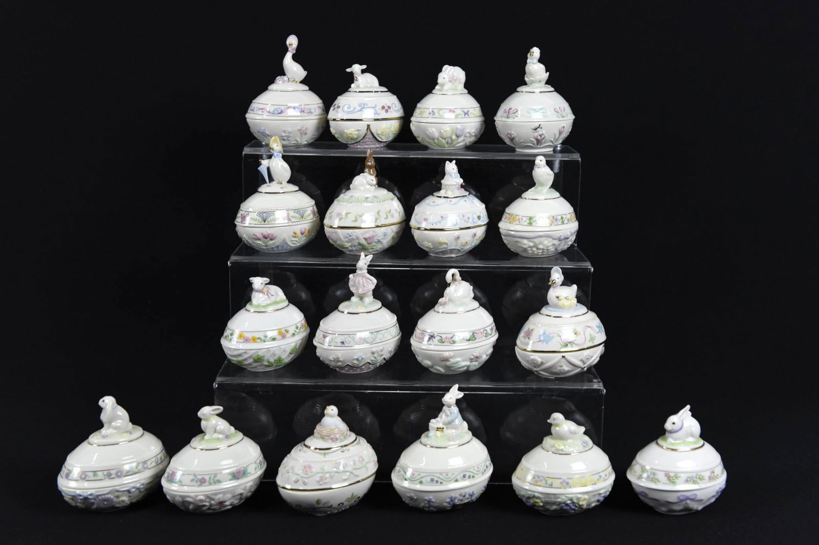 18 Lenox Easter Egg Trinket Boxes (1 of 6)