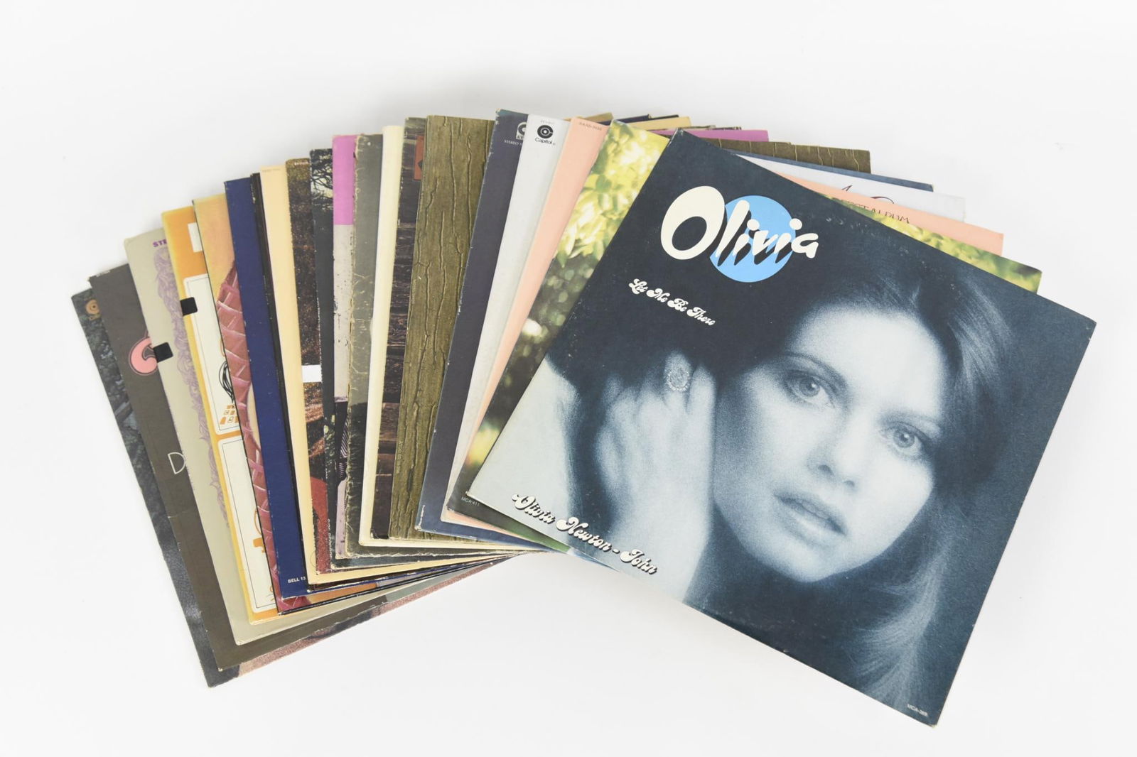 20 Vinyl Records Incl Olivia Newton John (1 of 6)