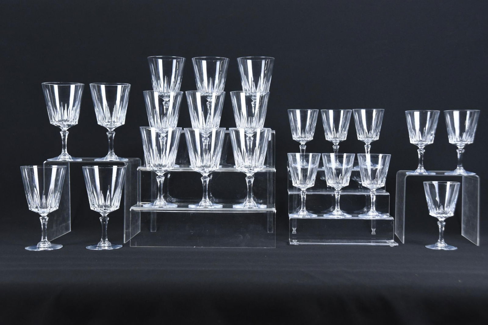 22 Pcs Stemware (1 of 3)