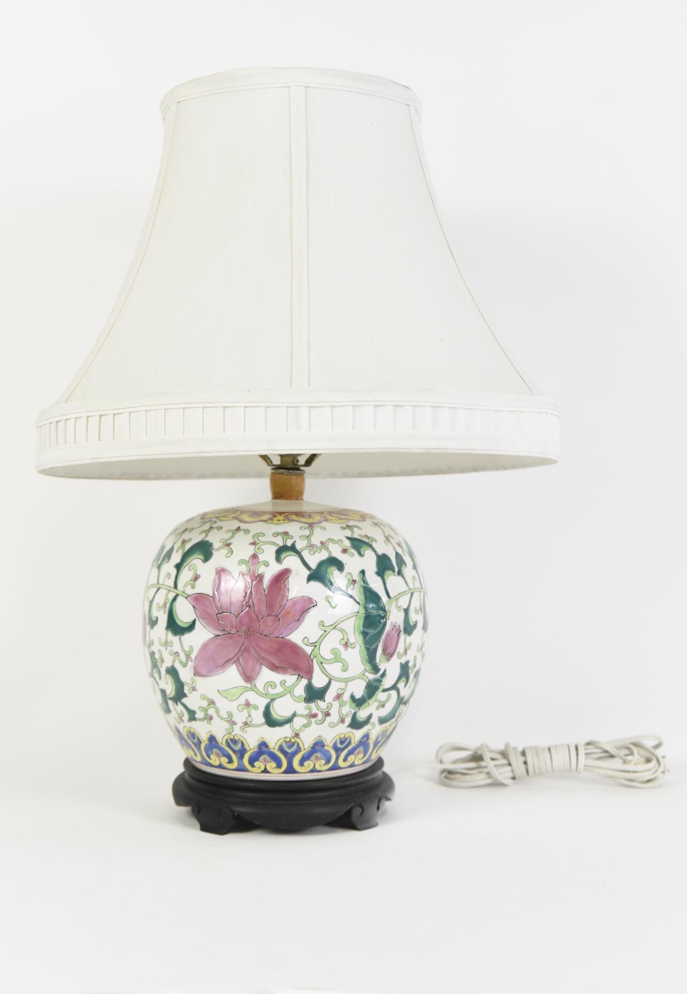 Asian Ceramic Table Lamp (1 of 4)