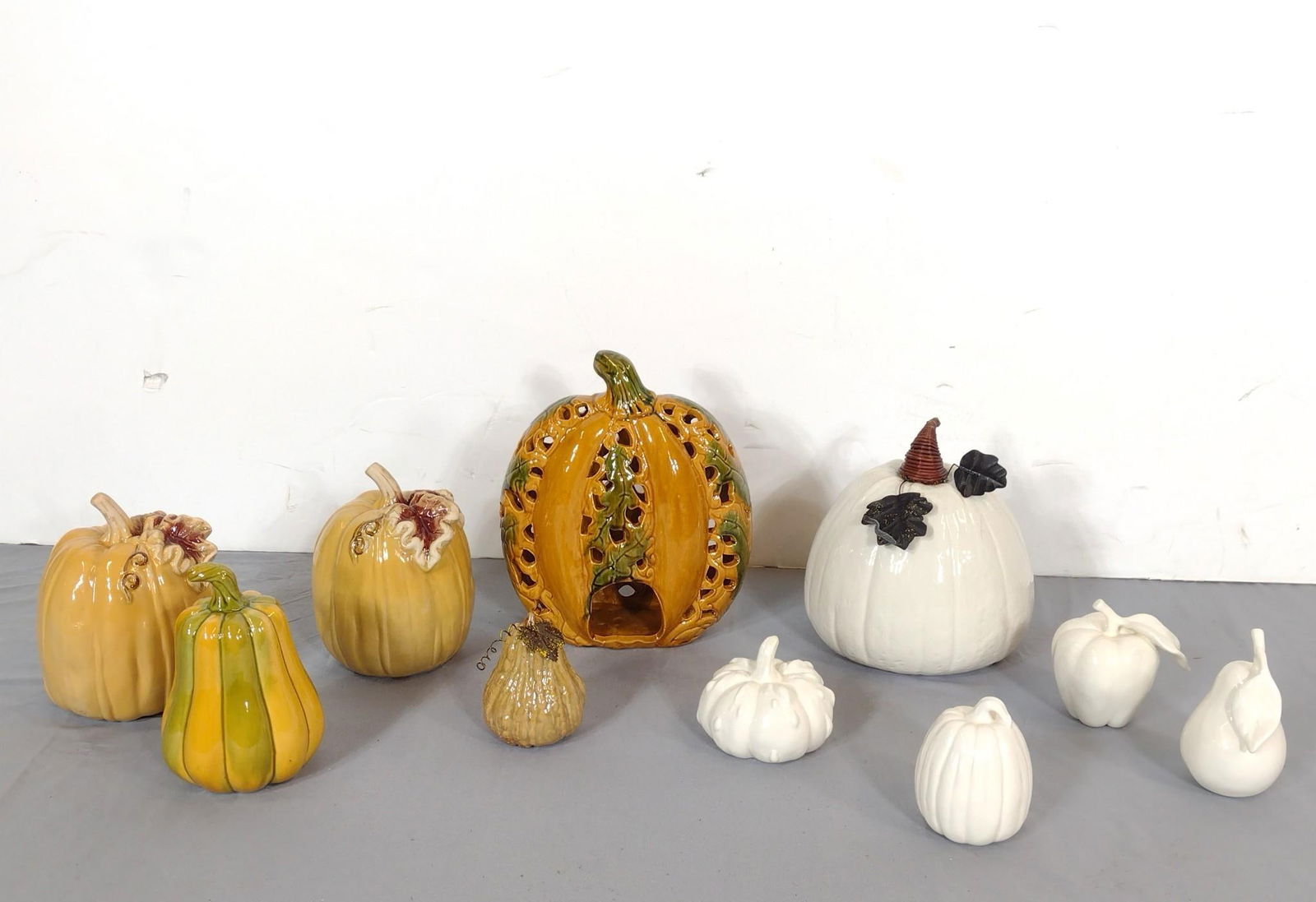 10 Ceramic Pumpkins & Fruits (1 of 3)