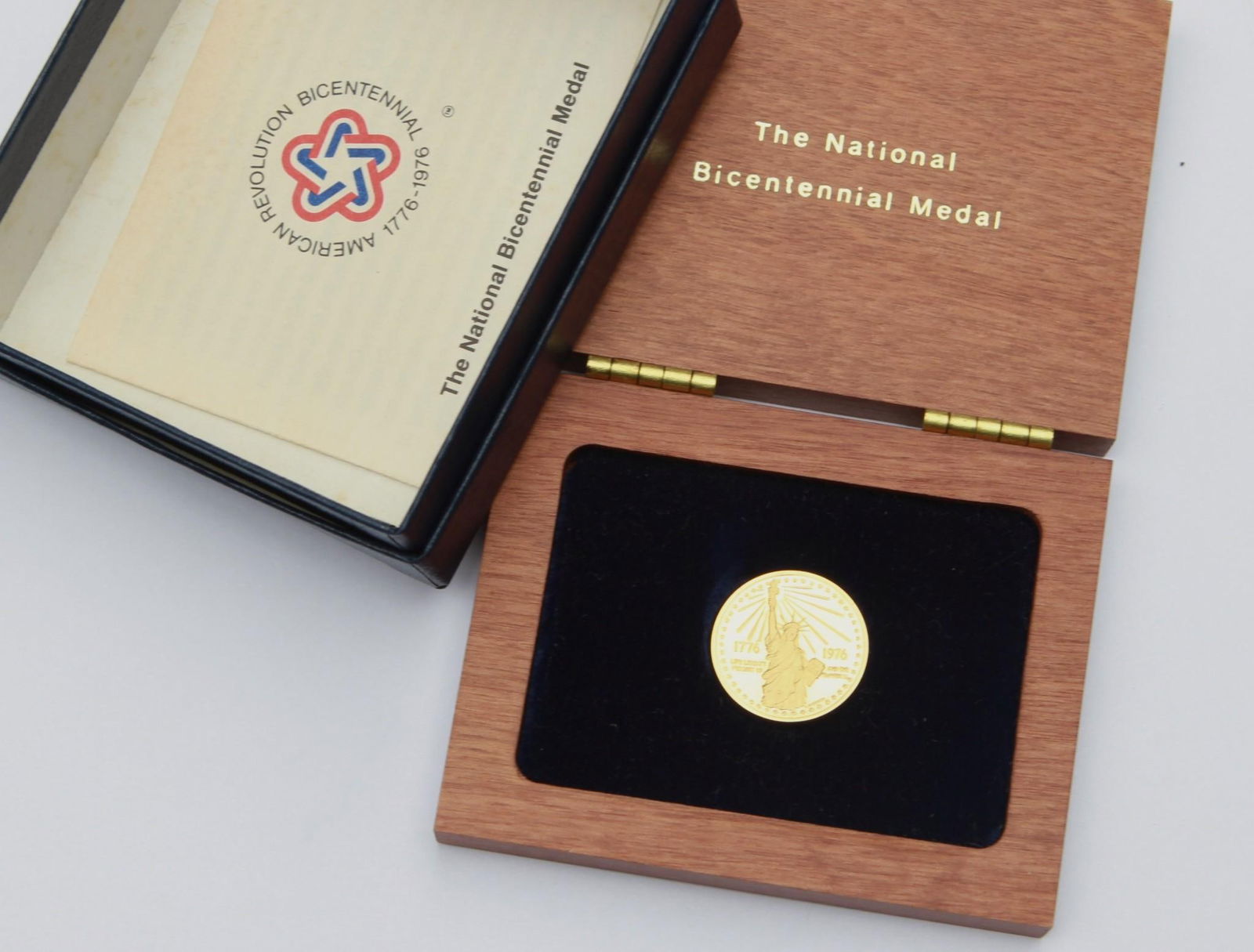 1976 National Bicentennial .900 Fine Gold Medal (1 of 4)