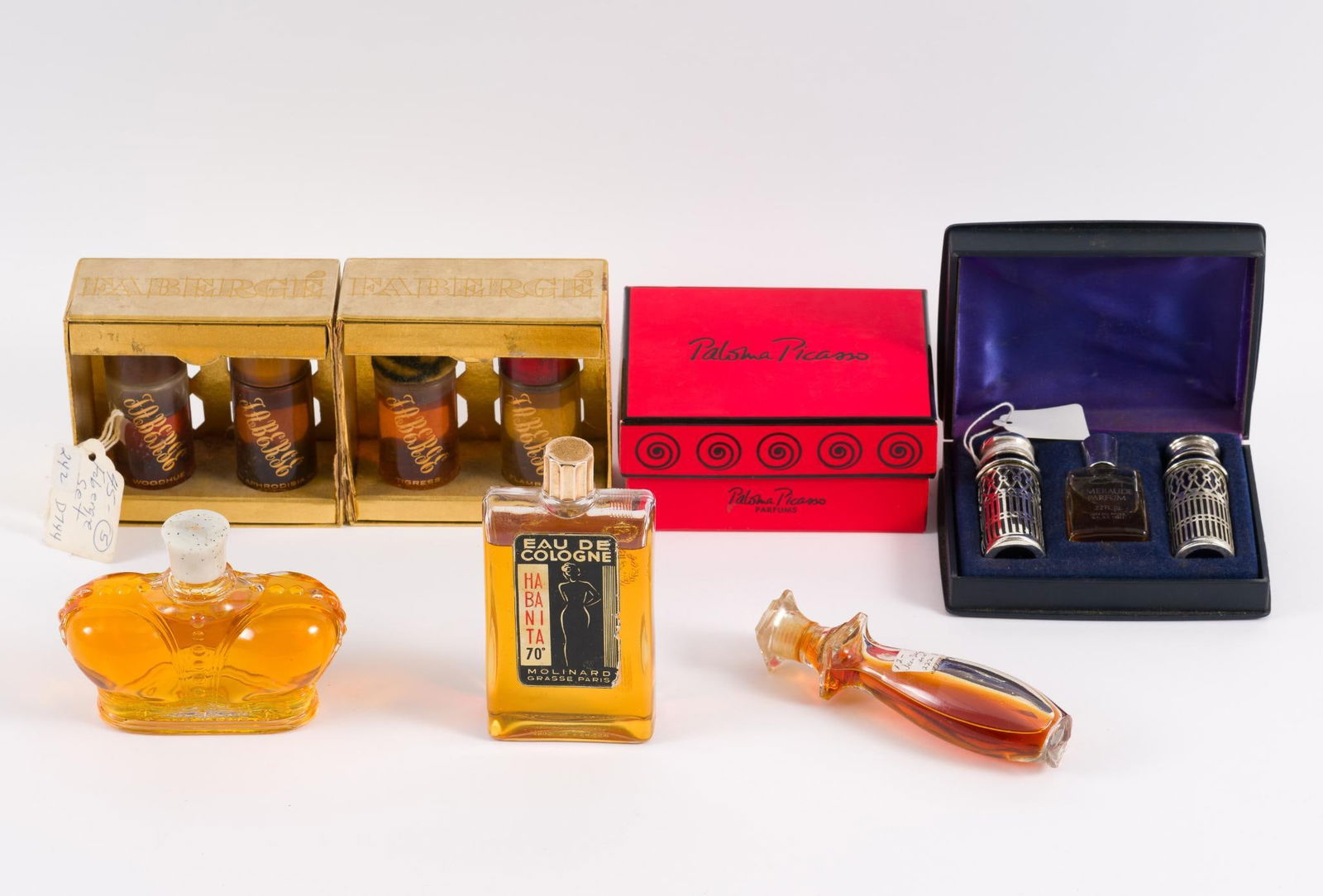 7 Pieces of Perfume (1 of 6)