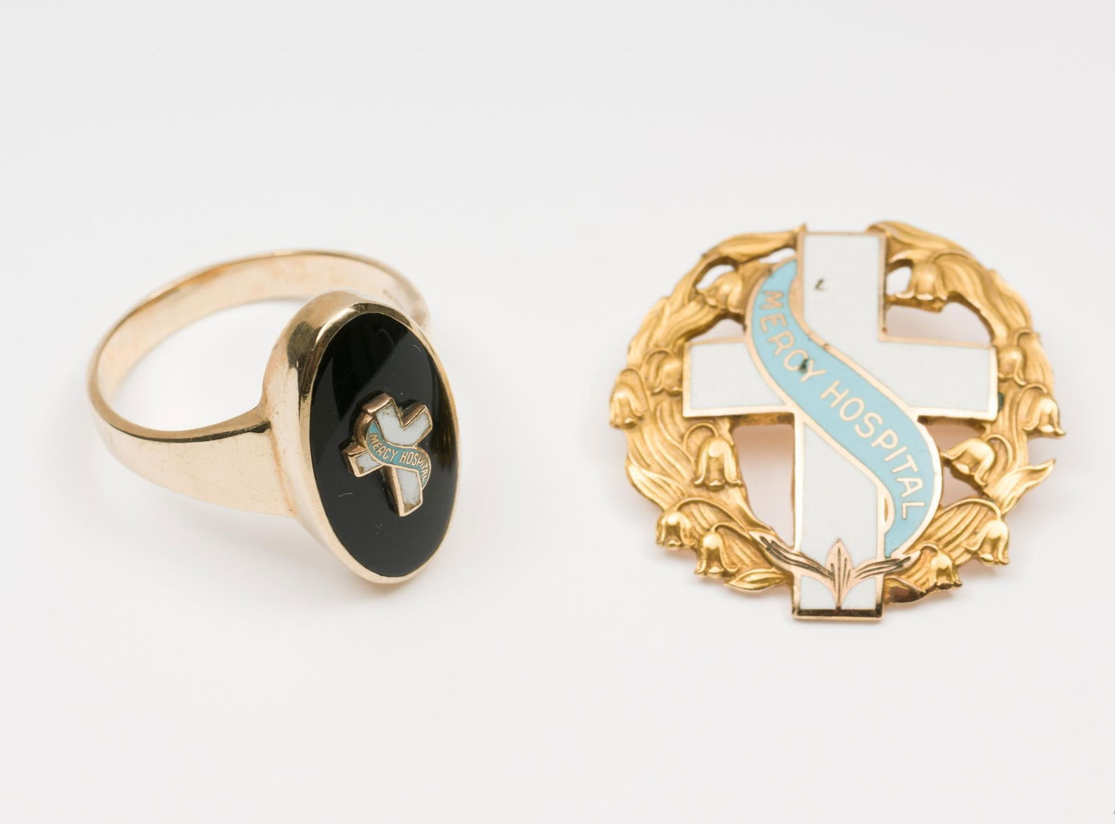 10K Gold Mercy Hospital Ring and Pin (1 of 5)