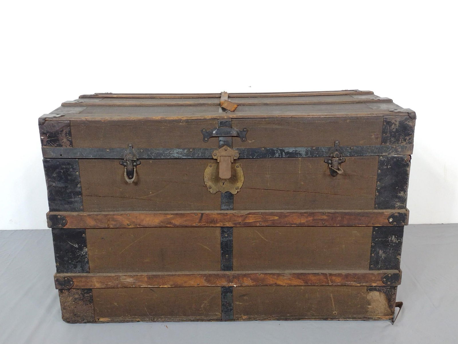 Steamer Trunk (1 of 6)