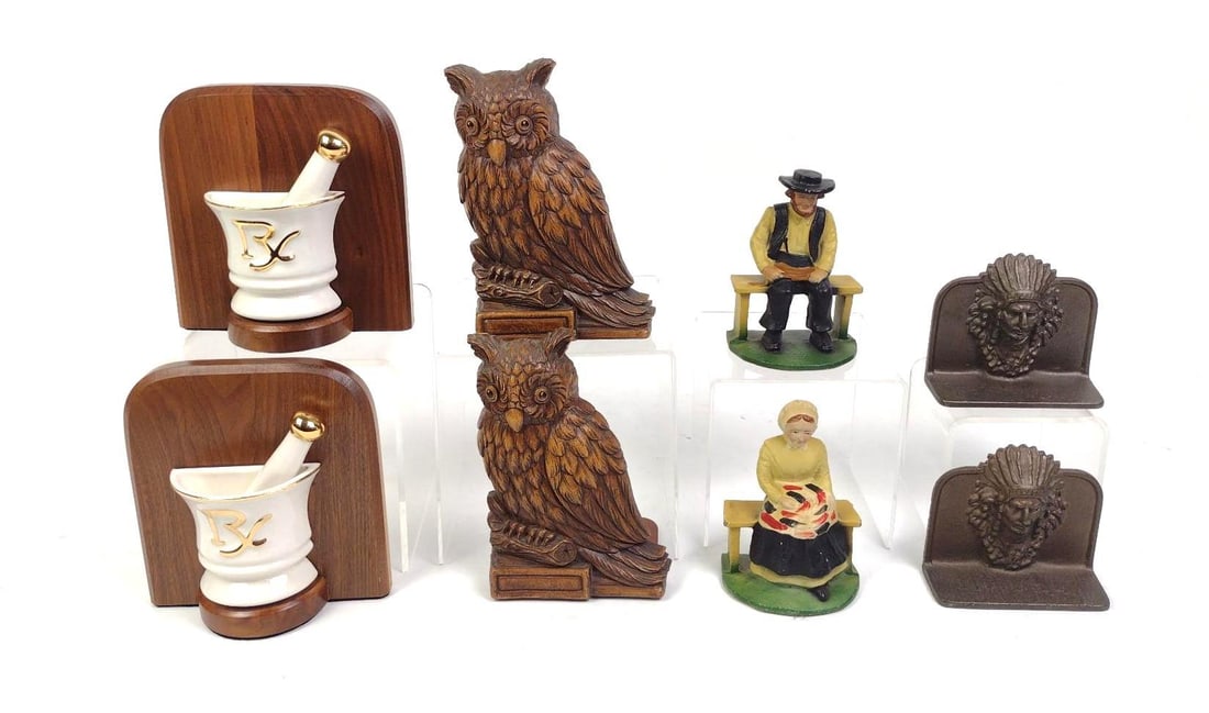 4 Pairs Bookends: 3-1/4" to 5-1/2" wide x 3-1/4" to 7" high.