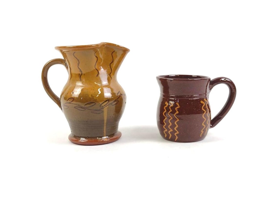 2 Pcs Redware incl Pitcher (1 of 5)