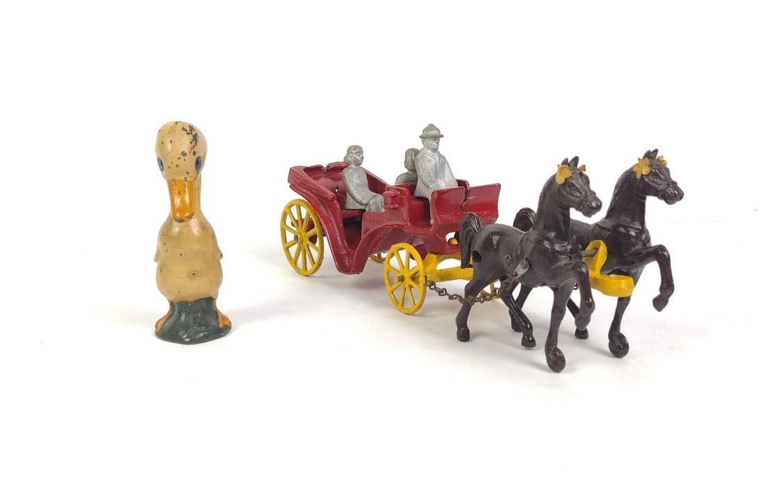 2 Pcs Cast Iron incl Carriage & Duck Paperweight (1 of 9)