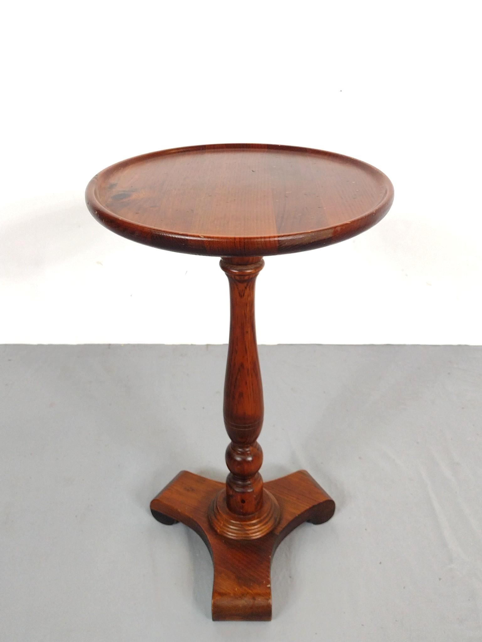 Ethan Allen Round Side Table (1 of 4)