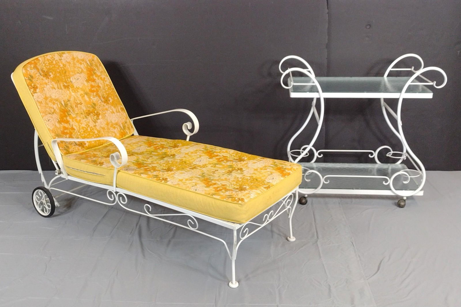 Metal Outdoor Lounge Chair & Beverage Cart (1 of 9)