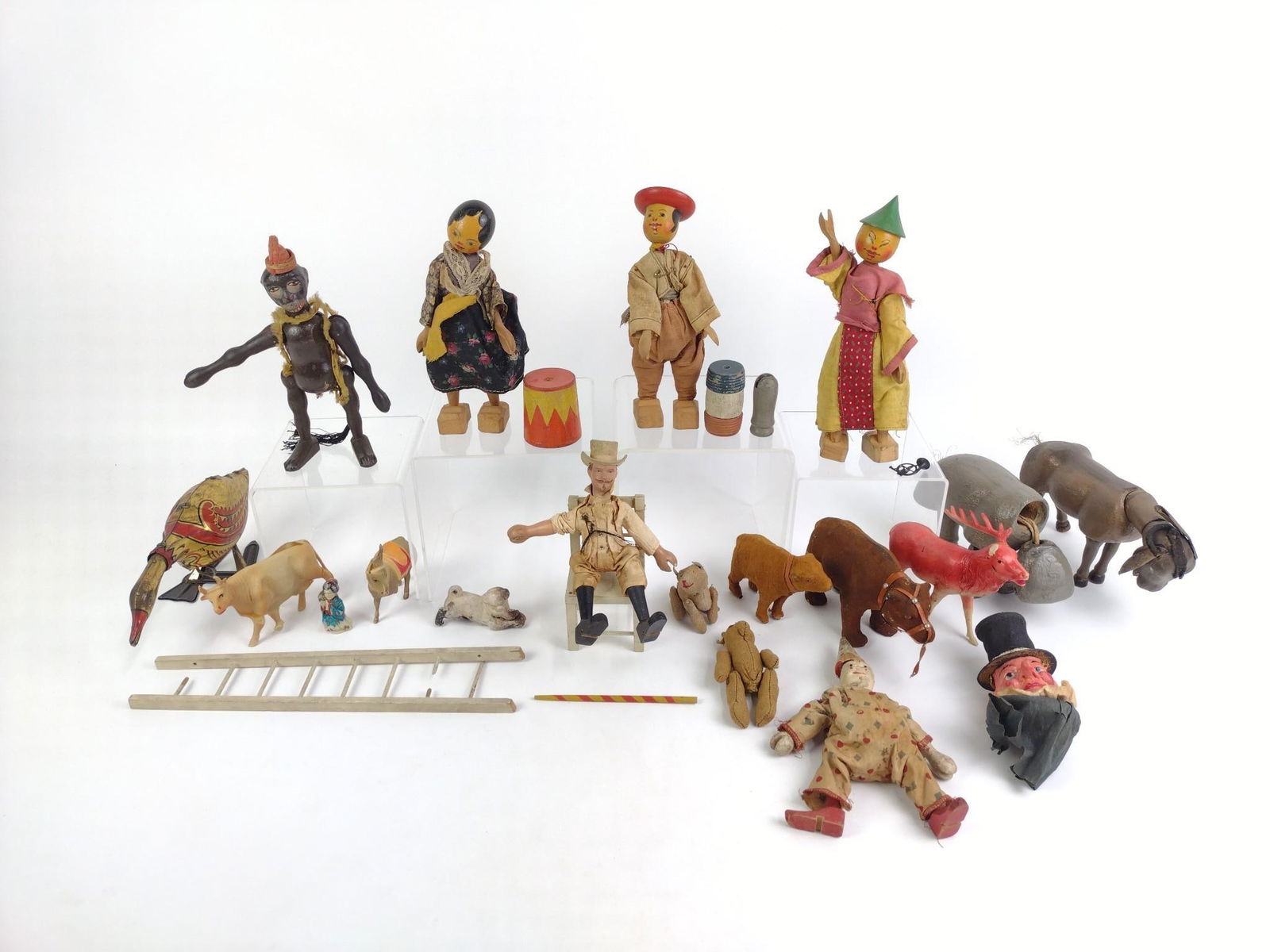 Grouping Vintage Dolls and Toys incl Animals (1 of 5)