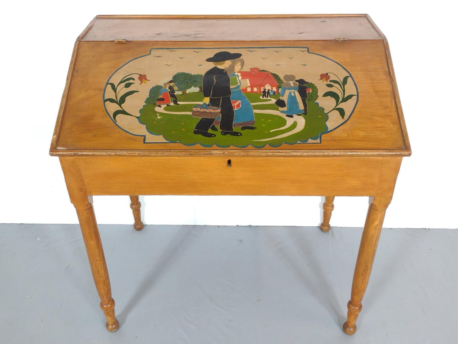 Amish Painted Desk: 35" wide X 22-1/2" deep X 36" high. Has some scratches. MG.