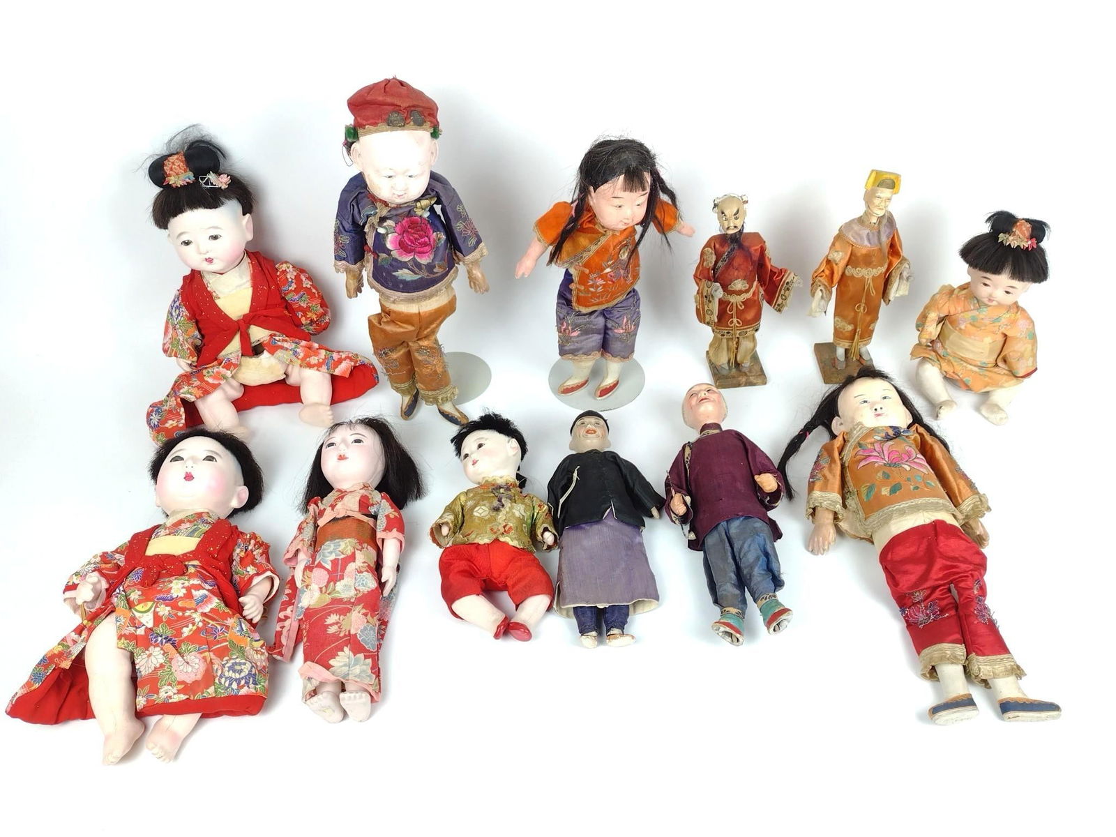12 Vintage Asian Dolls (1 of 1)