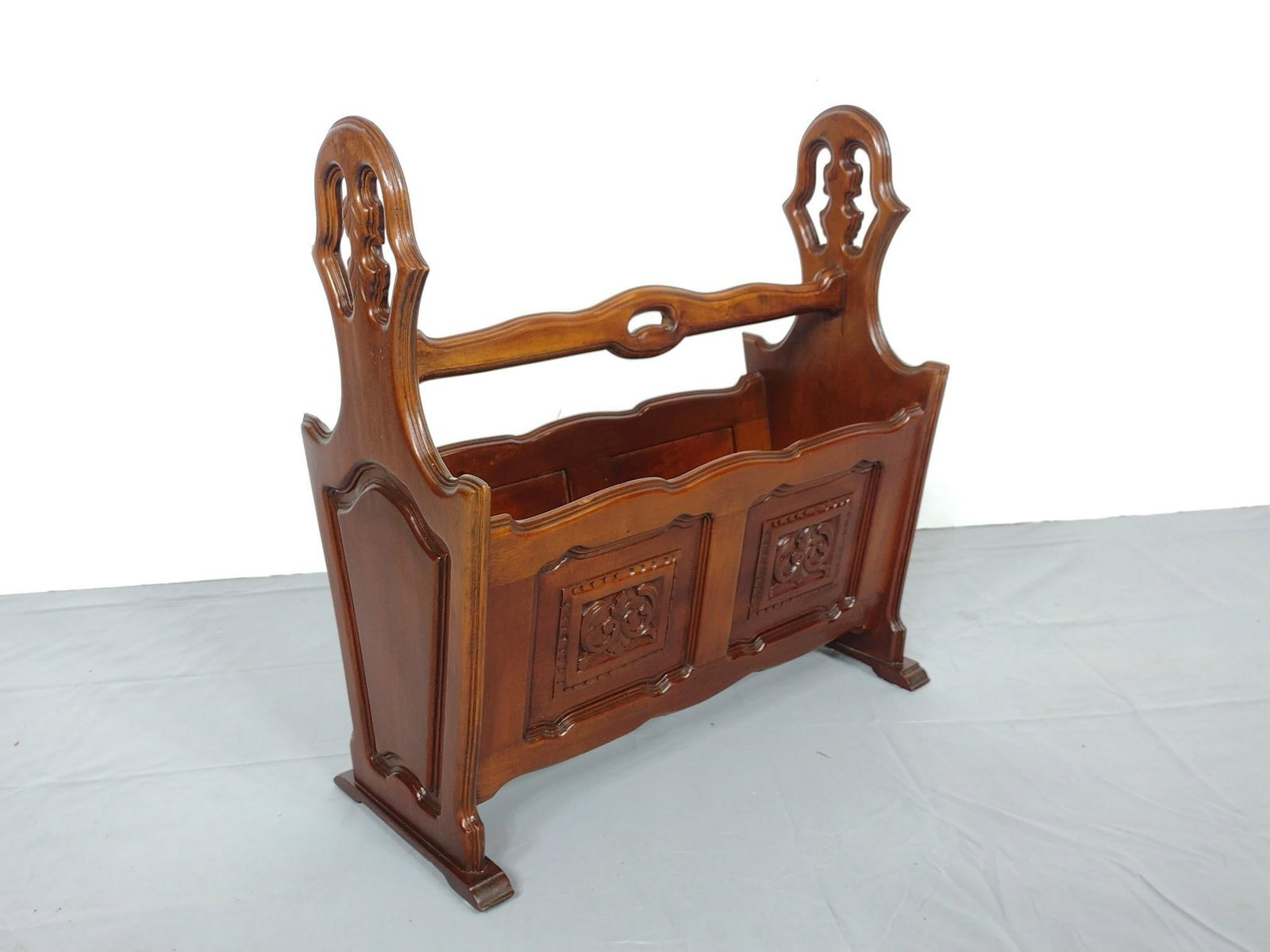 Wood Magazine Rack: 20-1/2" wide x 10" deep x 21-1/2" high. LR
