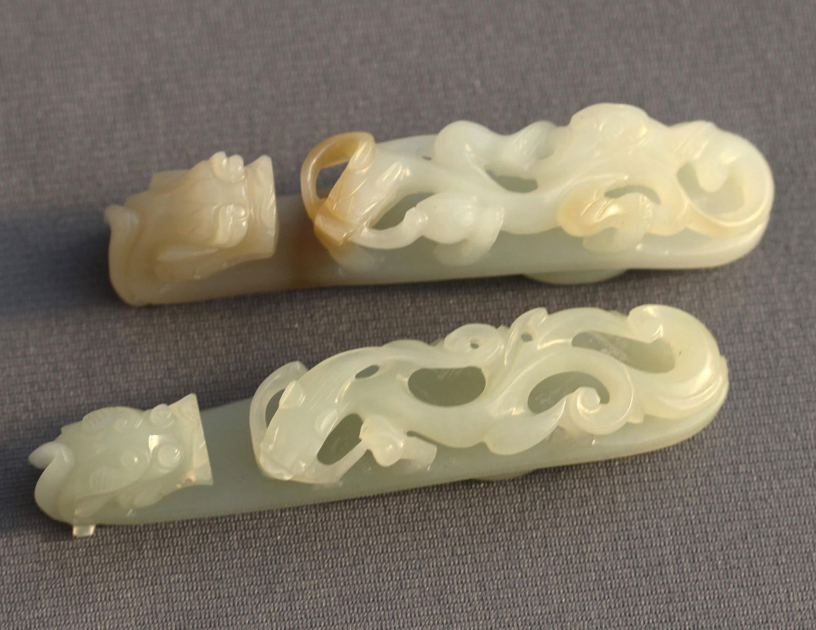 2 Qing Dynasty (1636-1912) Celadon Jade Belt Hooks (1 of 7)