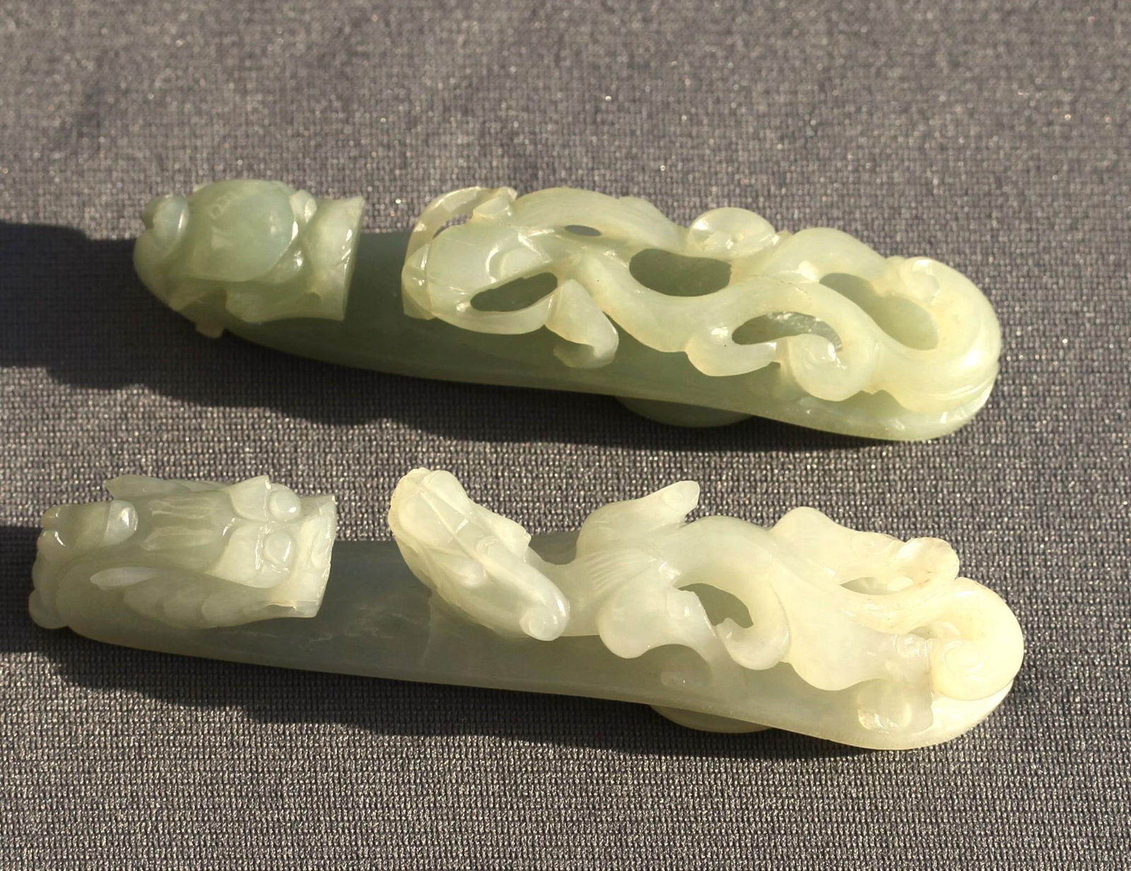 2 Qing Dynasty (1636-1912) Celadon Jade Belt Hooks (1 of 7)