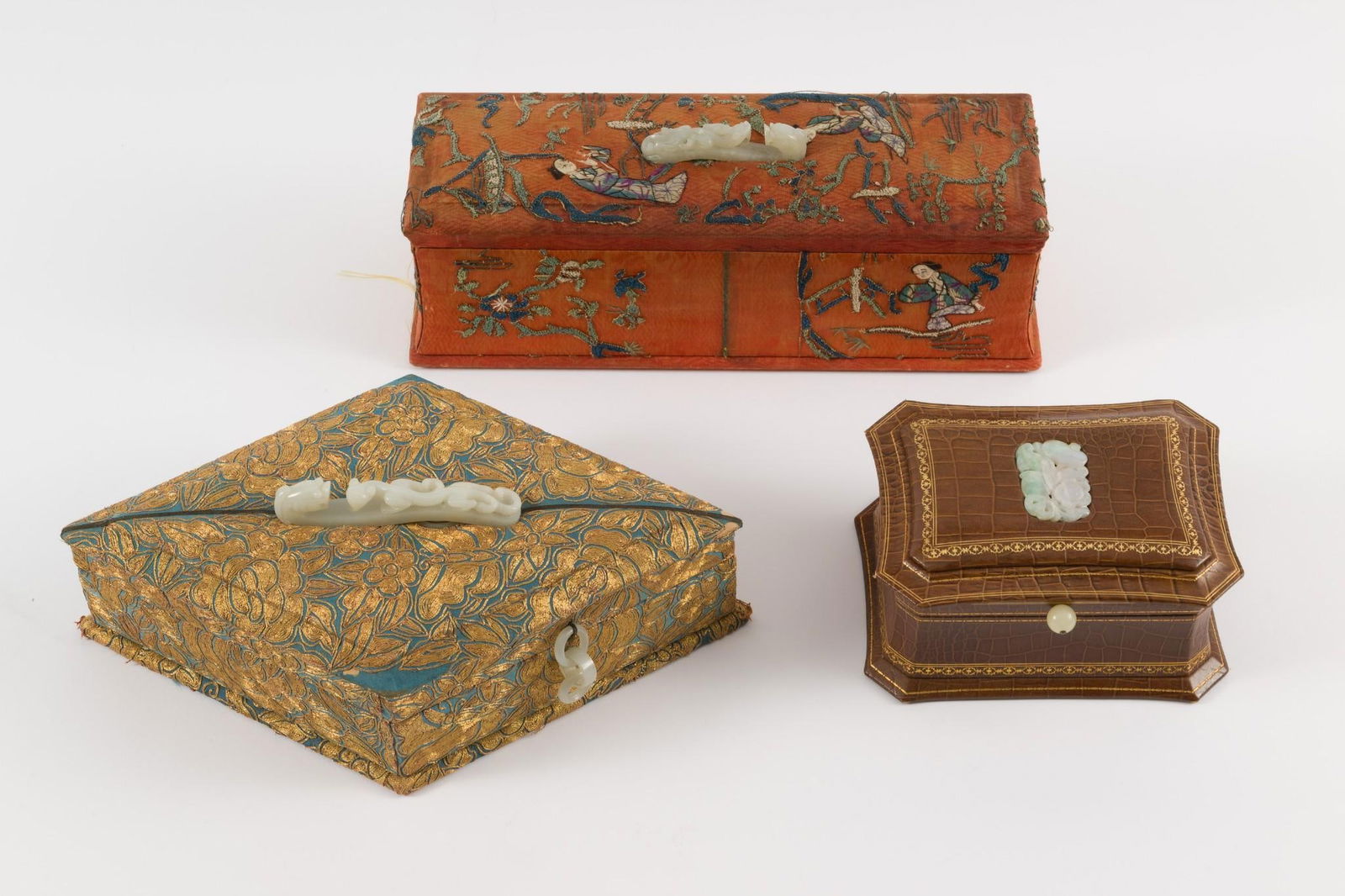 3 Silk & Reptile Jewelry Boxes with Two Qing Dynasty celadon Jade Belt Hooks and Other Jade (1 of 10)