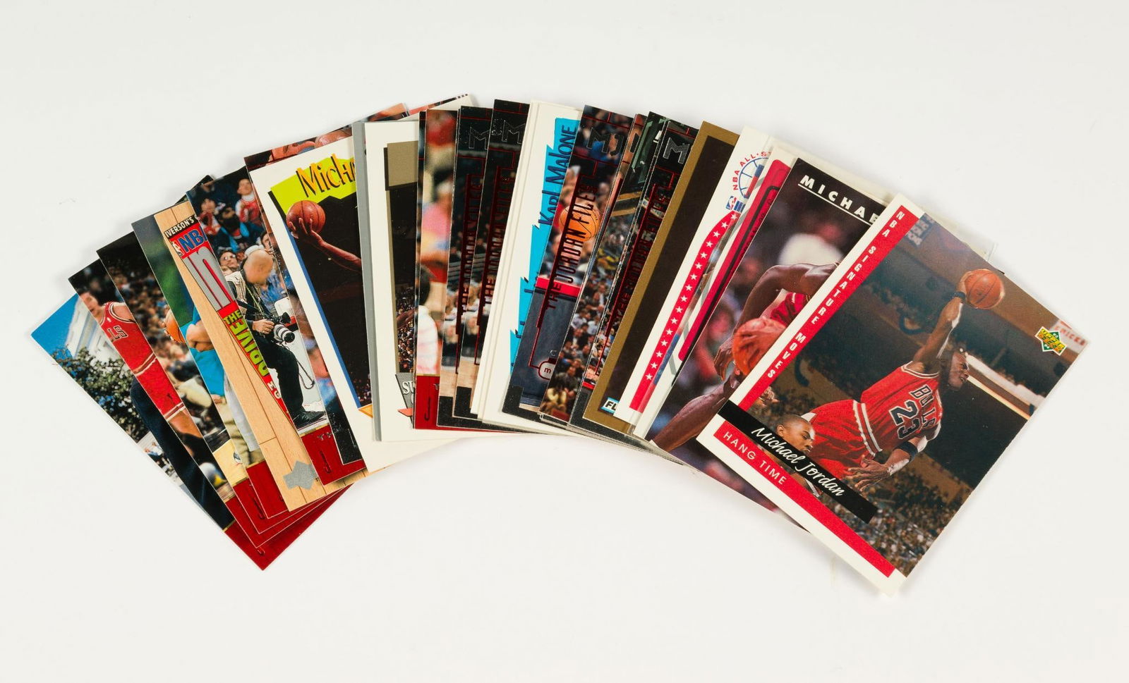 36 Michael Jordan Cards (1 of 5)