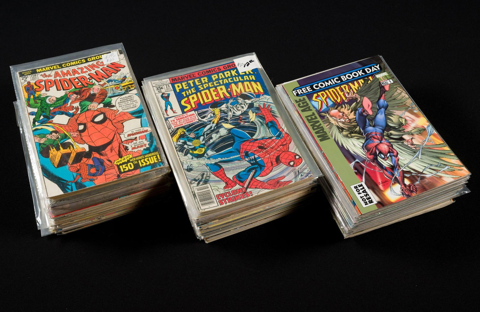 Lot of Spiderman Comics (1 of 2)