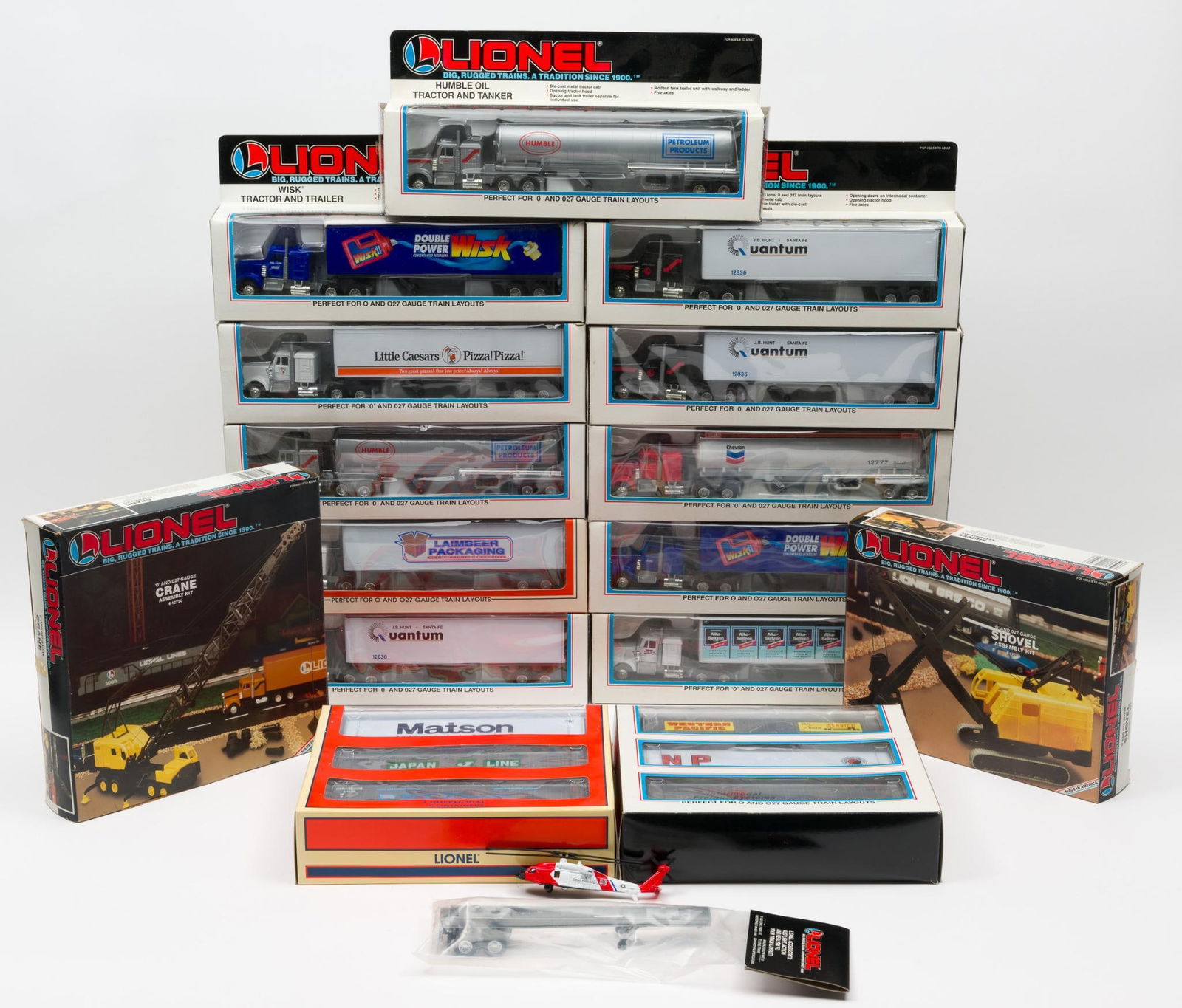 11 Pieces of Lionel Tractor Trailers O-Gauge Incl Extra Trailers and Assembly Kits (1 of 6)