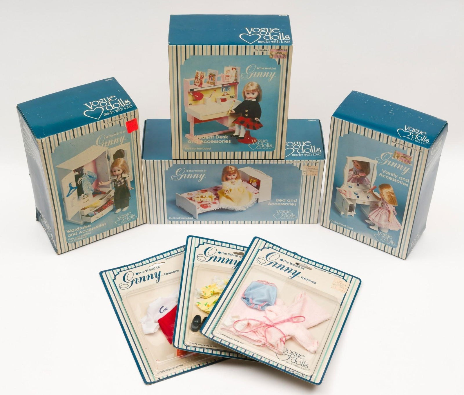 7 Vogue Doll Accessories (1 of 6)